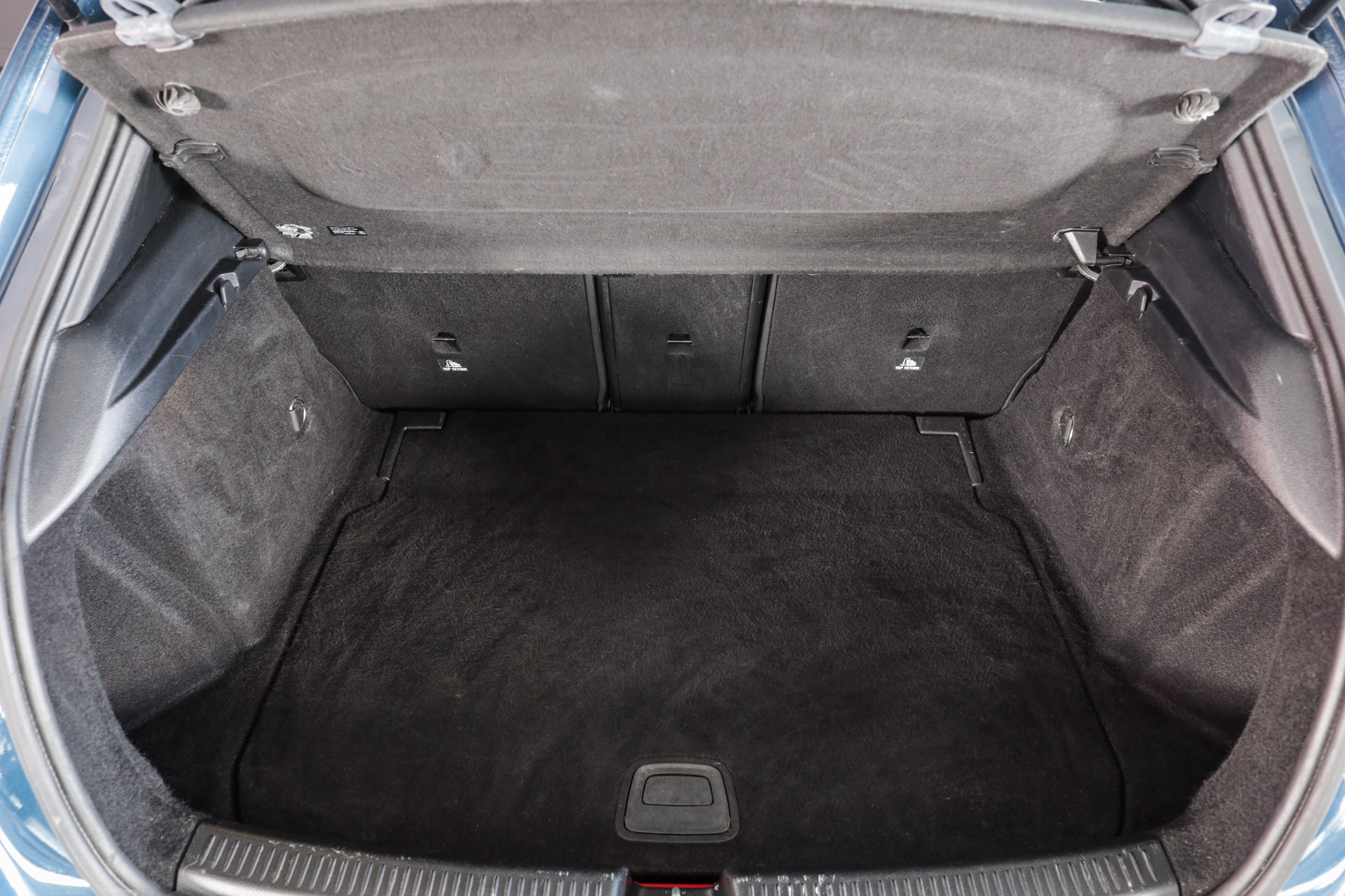 MERCEDES-BENZ A 180 Progressive 7G-DCT-image-24