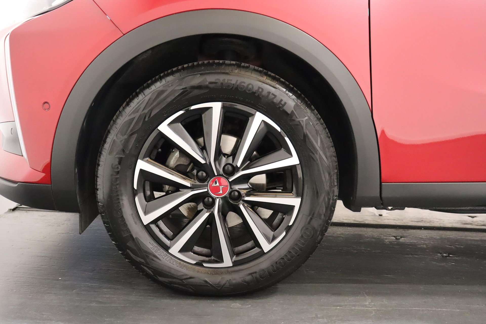 DS AUTOMOBILES 3 Crossback 1.2 PureTech 130 Ligne Noire-image-15
