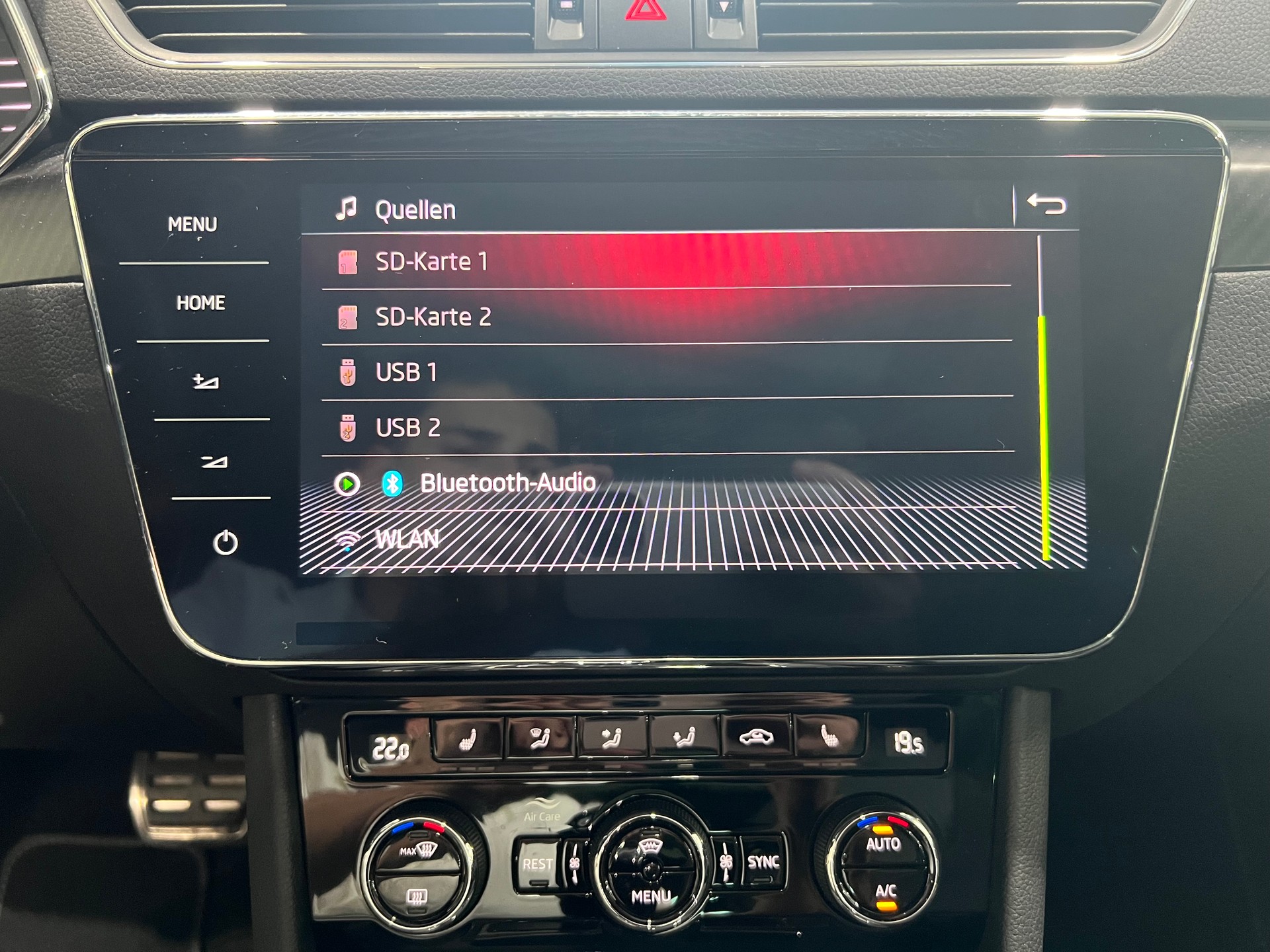 SKODA Superb Combi 2.0 TDi SportLine 4x4 DSG**CH Auslieferung,AHK,Tempomat ACC,Panodach,Rückfahrtkam,Frisch ab MFK**-image-12