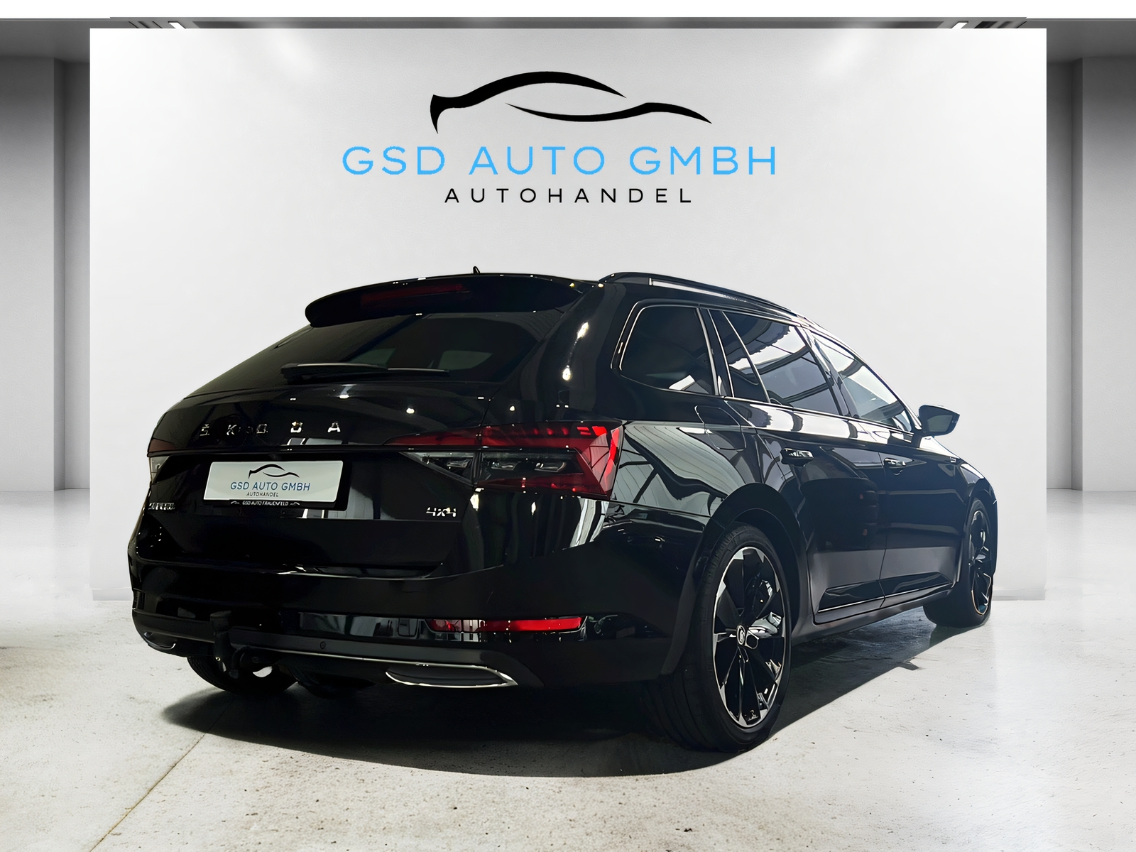 SKODA Superb Combi 2.0 TDi SportLine 4x4 DSG**CH Auslieferung,AHK,Tempomat ACC,Panodach,Rückfahrtkam,Frisch ab MFK**-image-4