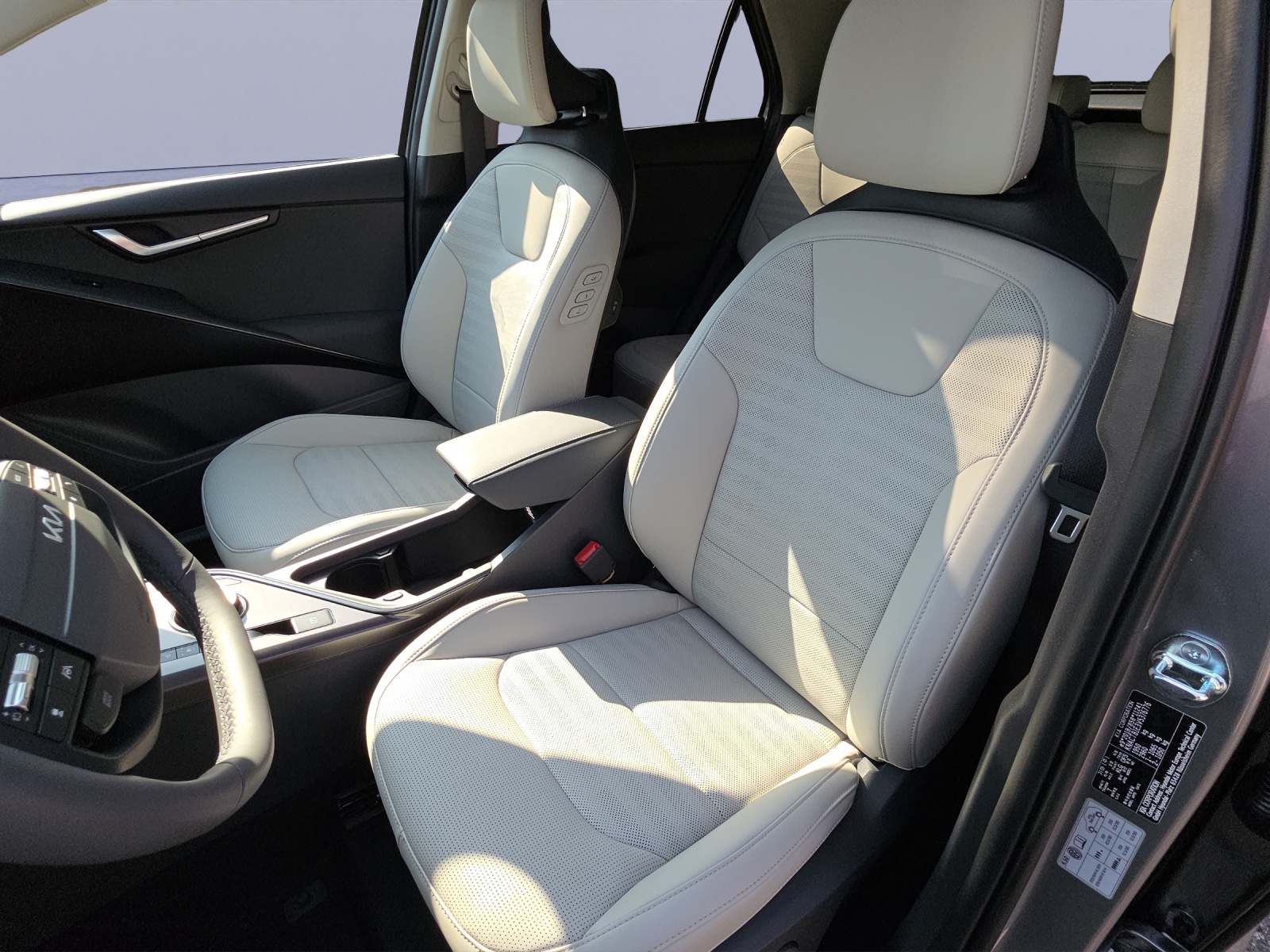 KIA Niro 1.6 GDi Hybrid Style-image-8
