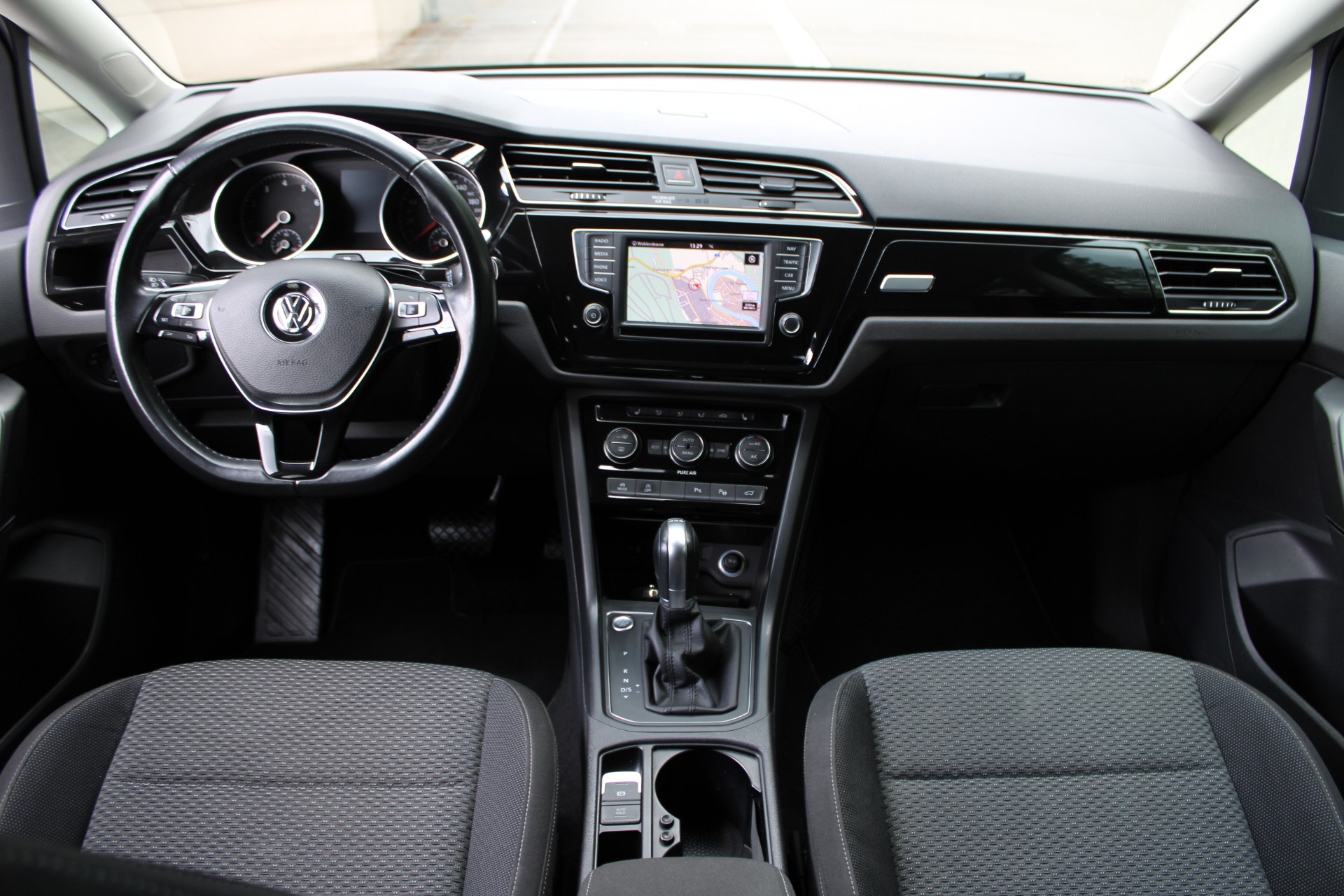 VW Touran 1.4 TSI BlueMotion Technology Comfortline DSG-image-9