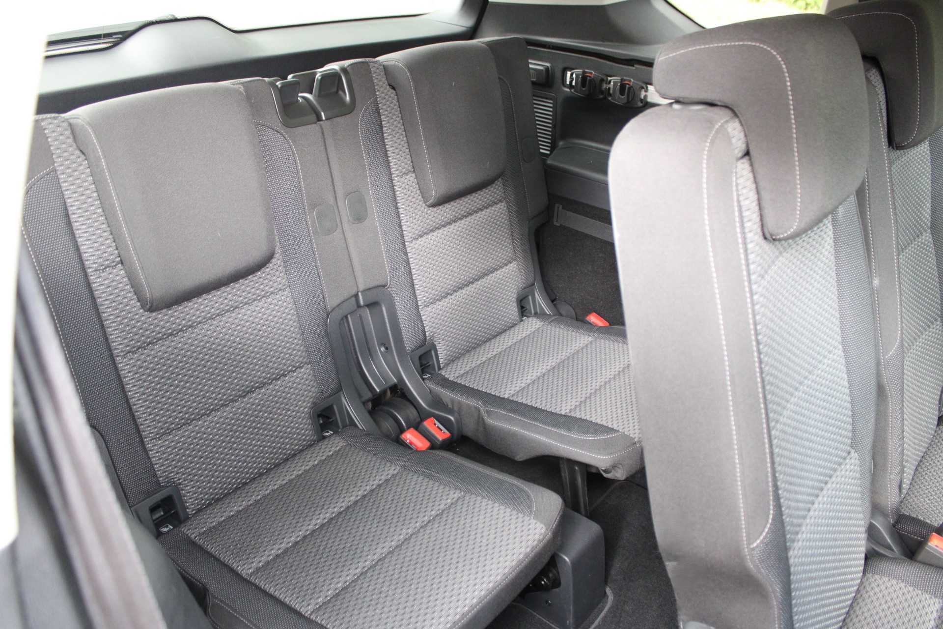 VW Touran 1.4 TSI BlueMotion Technology Comfortline DSG-image-7
