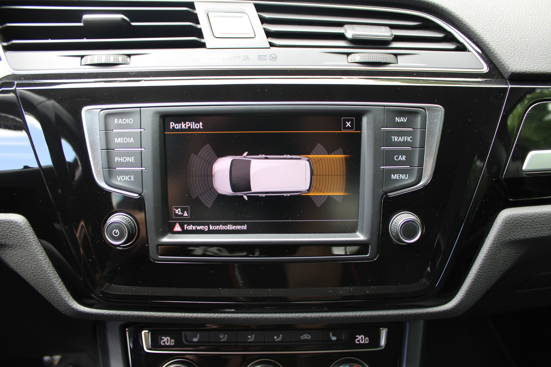 VW Touran 1.4 TSI BlueMotion Technology Comfortline DSG-image-11