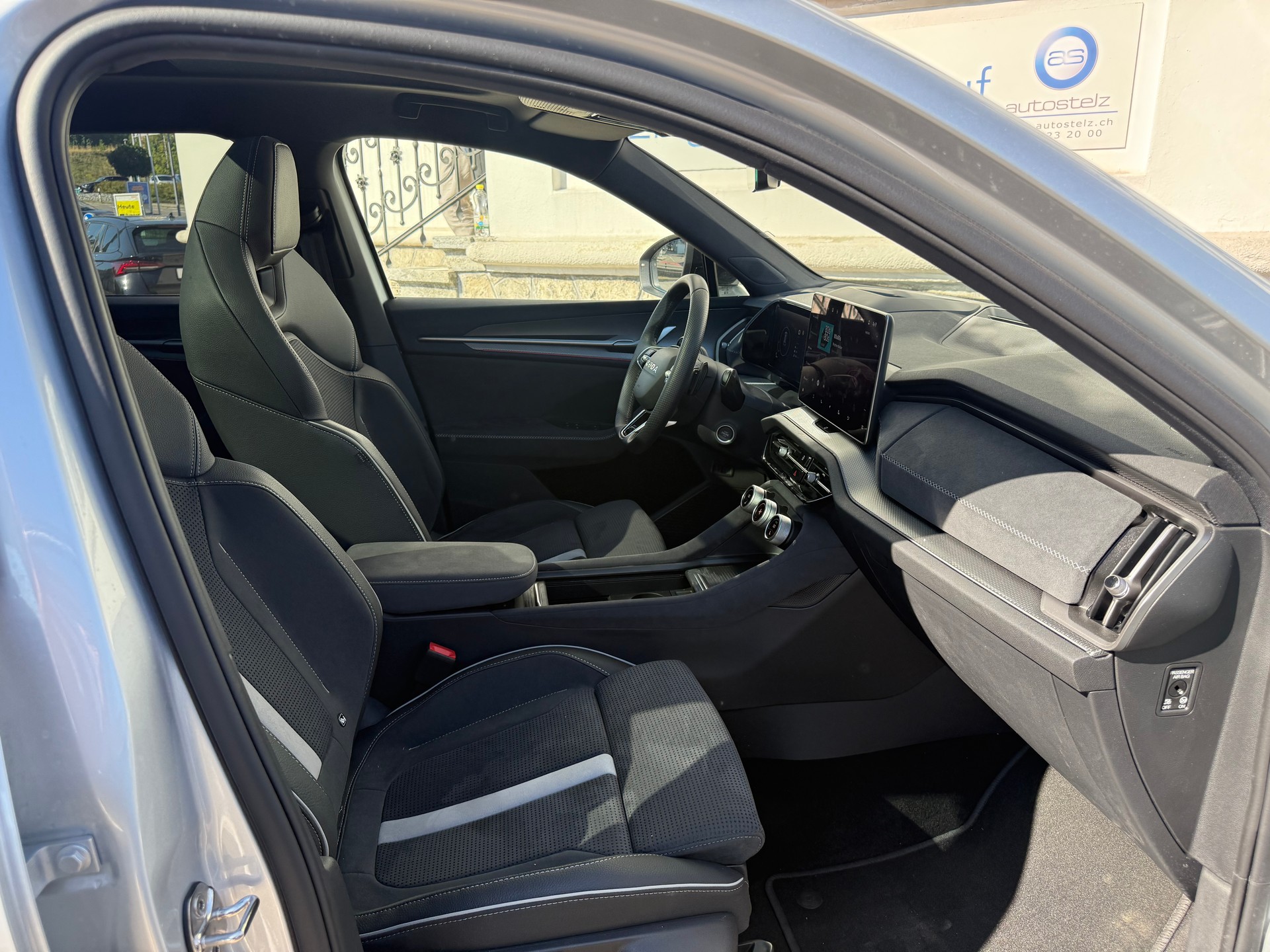 SKODA Kodiaq 2.0 TSI SportLine 4x4-image-12