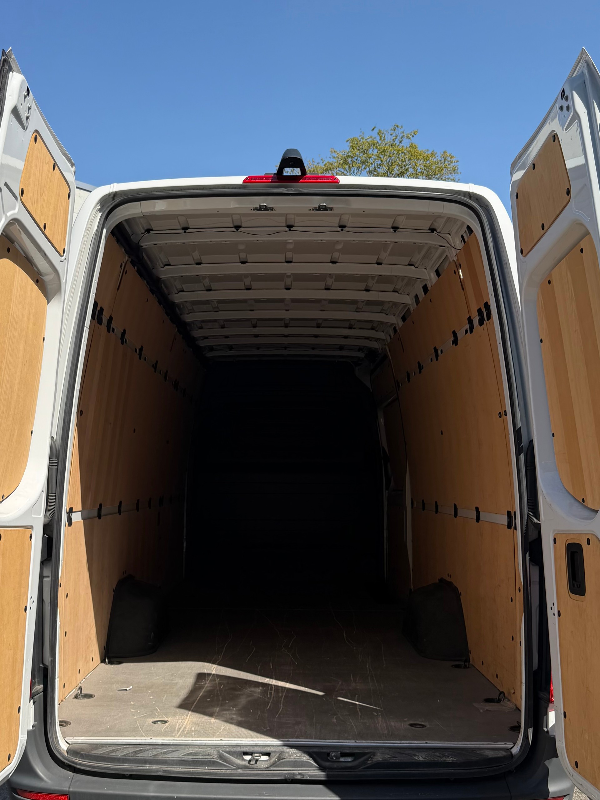 MERCEDES-BENZ Sprinter 317 CDI Extralang 9G_Tronic-image-4