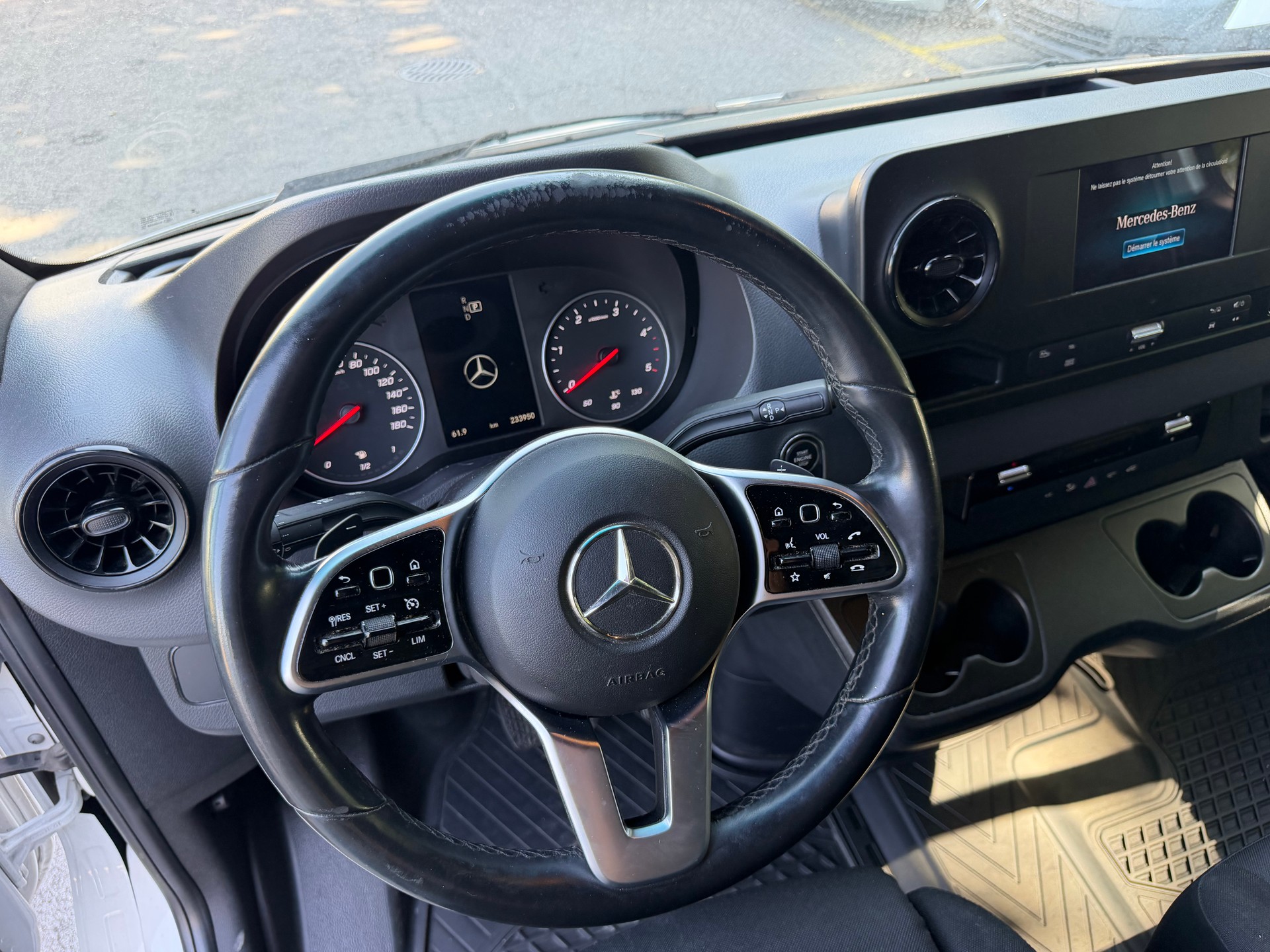 MERCEDES-BENZ Sprinter 317 CDI Extralang 9G_Tronic-image-9
