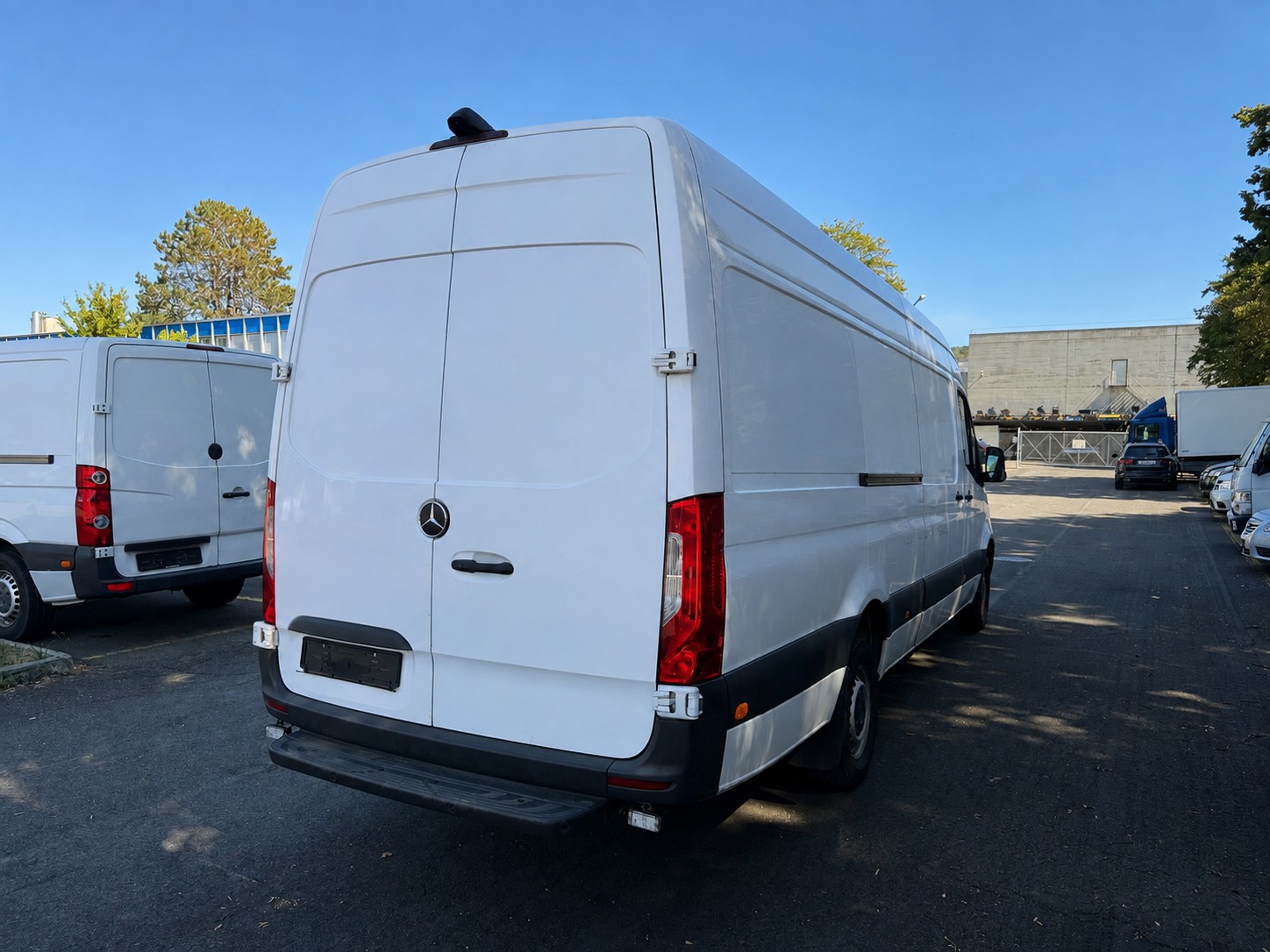 MERCEDES-BENZ Sprinter 317 CDI Extralang 9G_Tronic-showroom-element-3