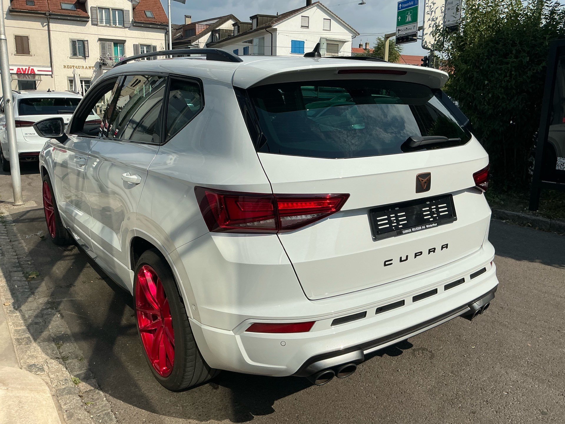 CUPRA Ateca 4Drive *** PANODACH, BEATS & ASSISTENZPAKET ***-image-5