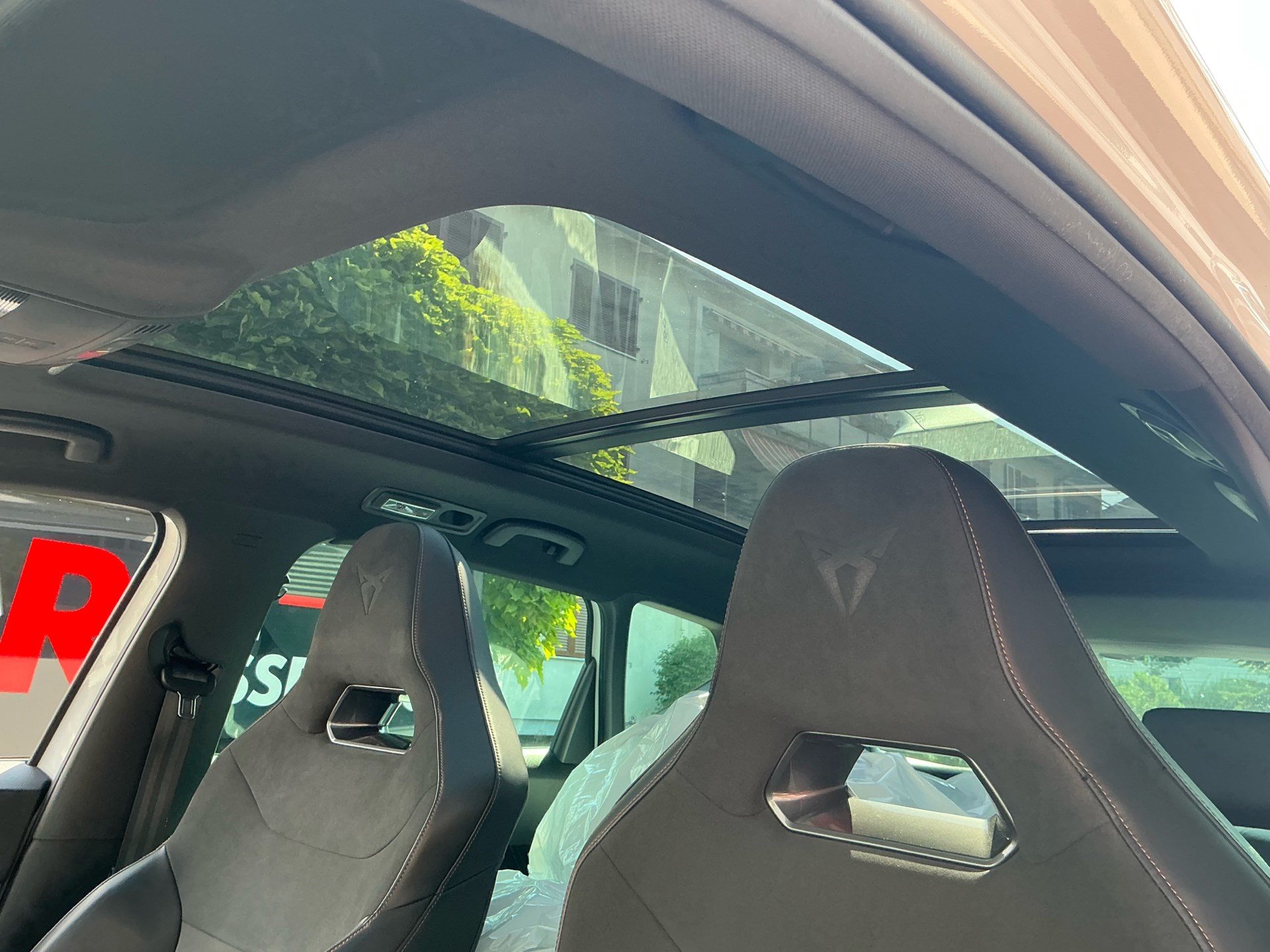 CUPRA Ateca 4Drive *** PANODACH, BEATS & ASSISTENZPAKET ***-image-8
