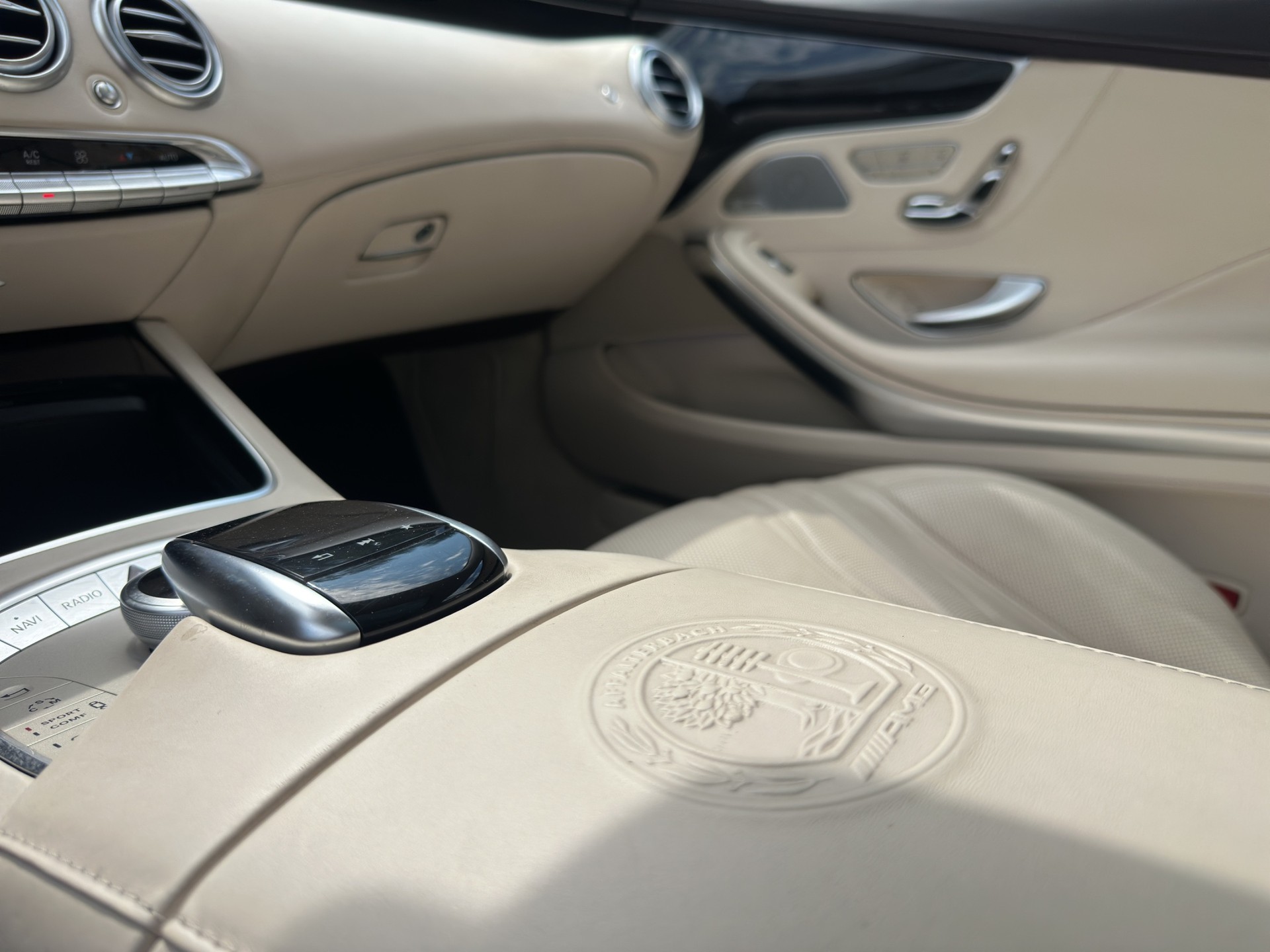 MERCEDES-BENZ S 63 AMG Coupé Speedshift MCT-image-18