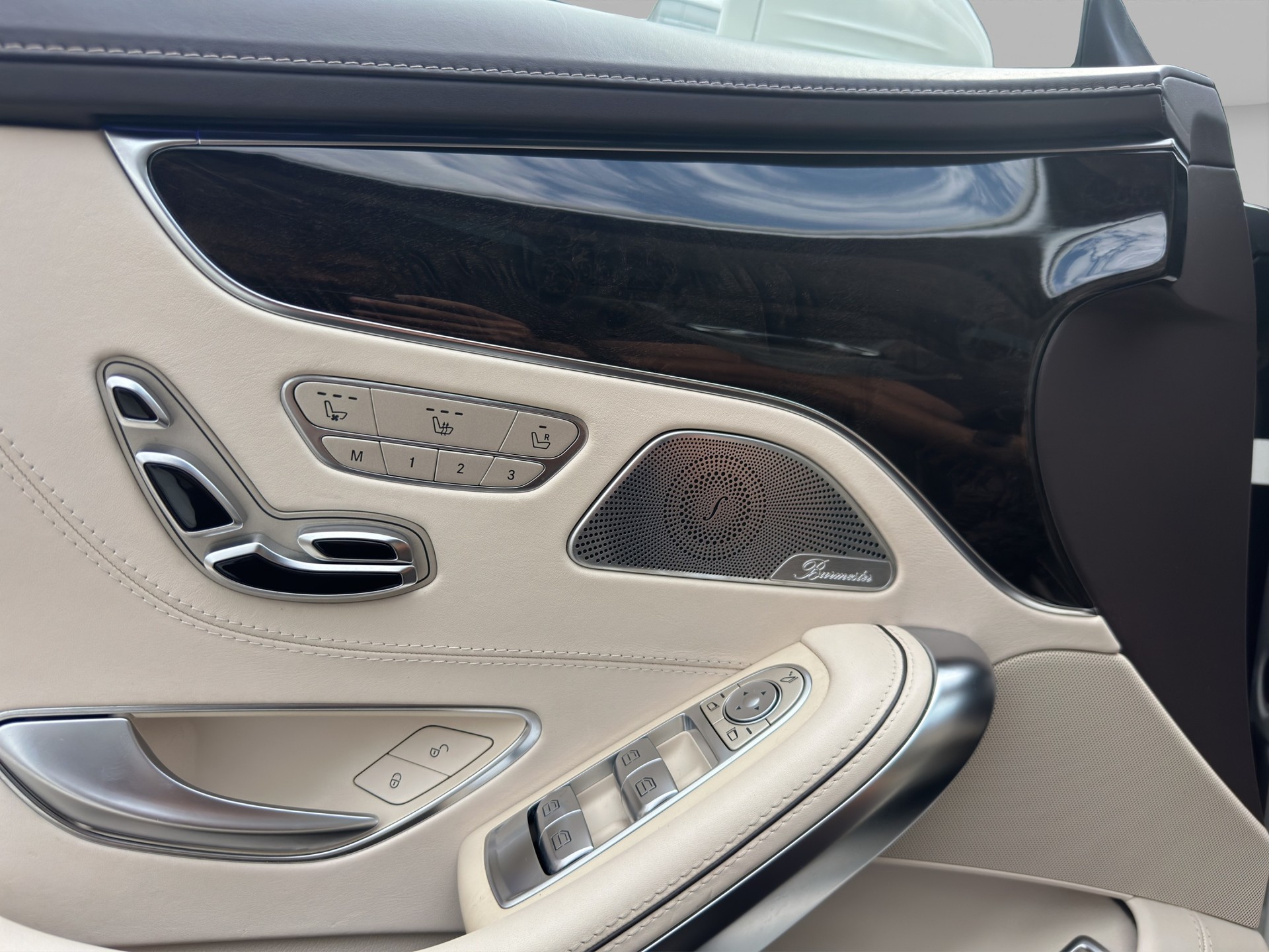 MERCEDES-BENZ S 63 AMG Coupé Speedshift MCT-image-16