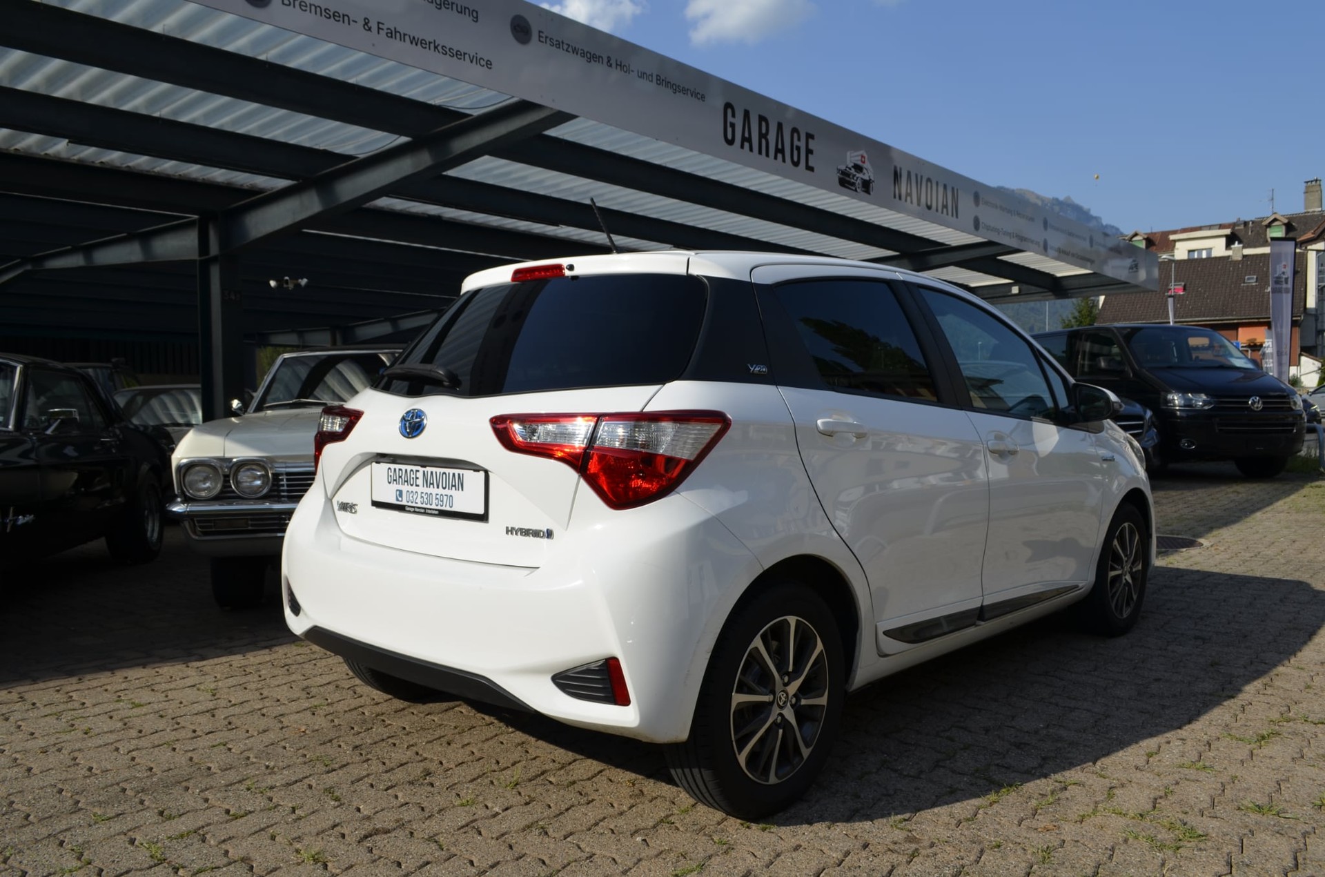 TOYOTA Yaris 1.5 VVT-i Hybrid Y20 e-CVT-image-1