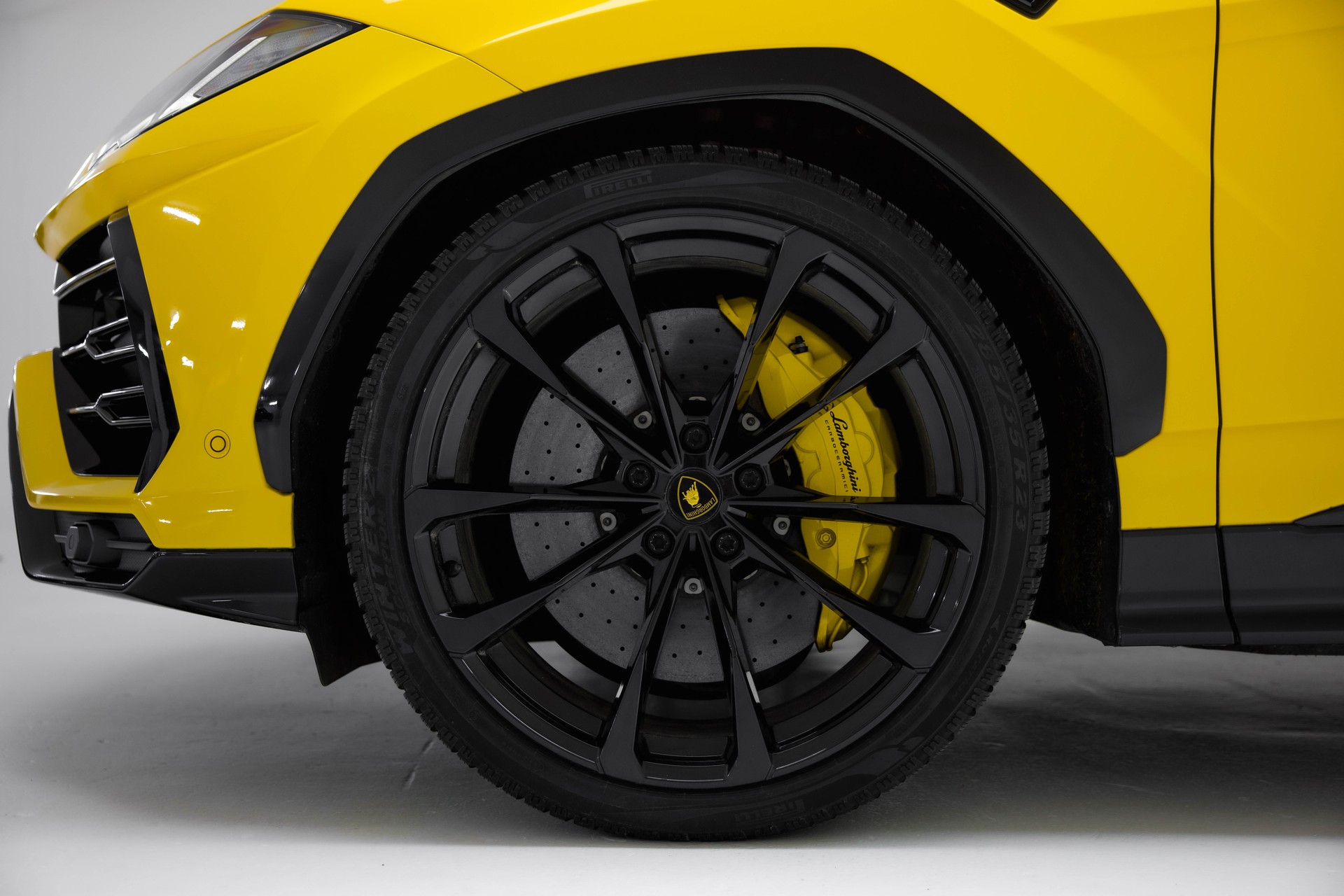 LAMBORGHINI Urus E-Gear-image-12