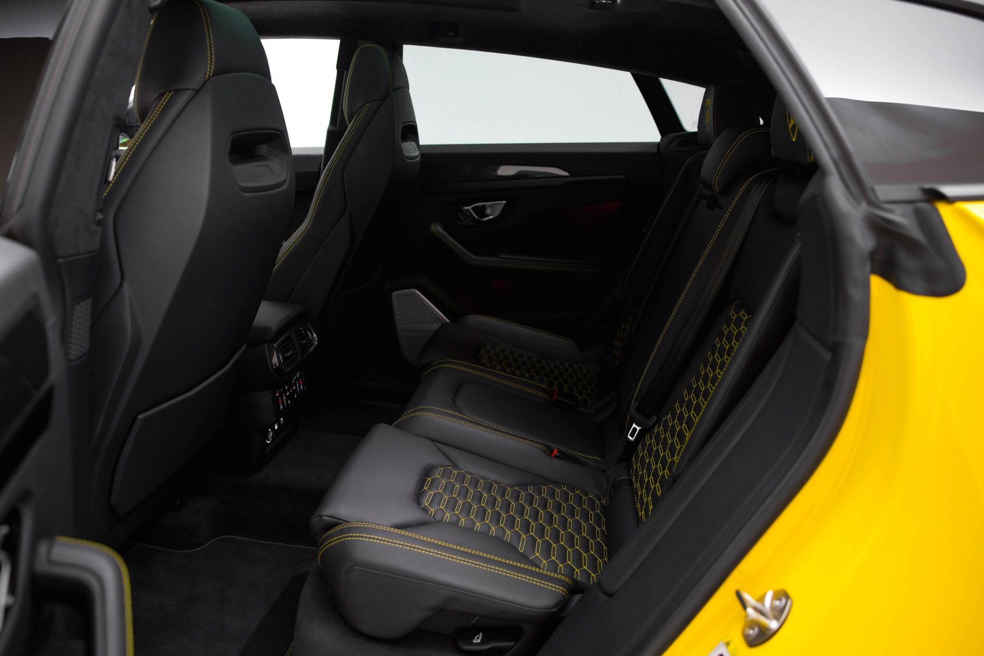 LAMBORGHINI Urus E-Gear-image-22