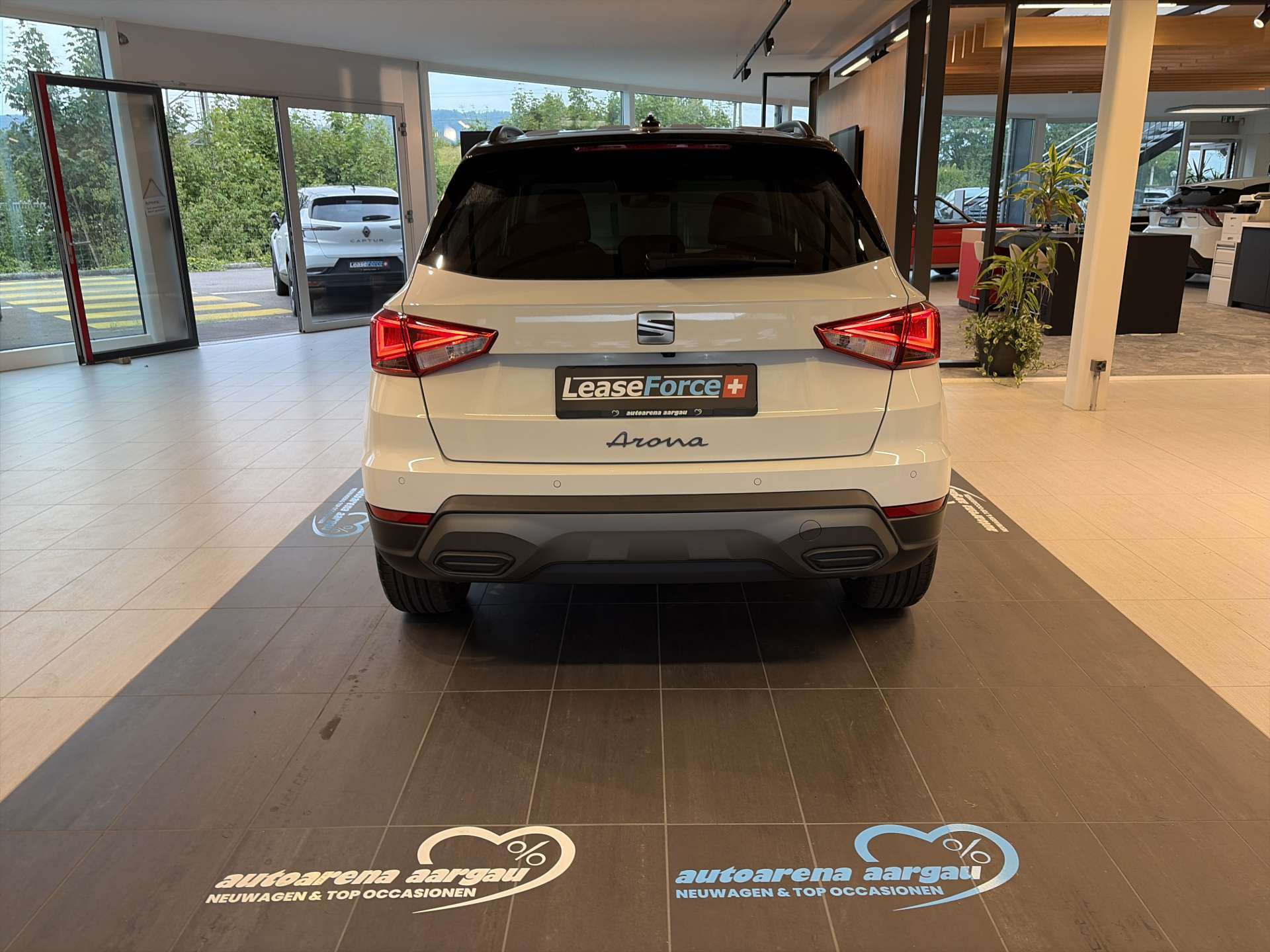 SEAT Arona 1.0 TSi Eco Style DSG-Automat-image-12