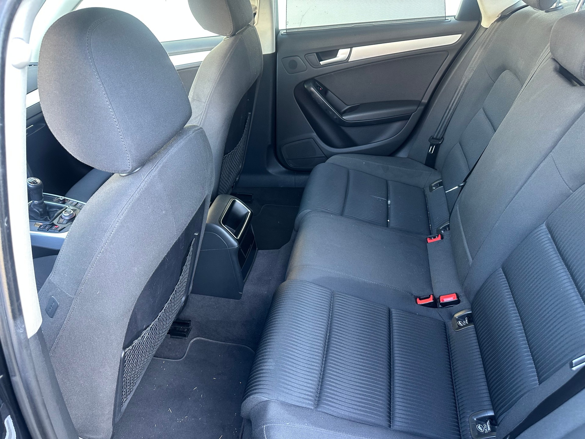AUDI A4 Avant 2.0 TDIe-image-6