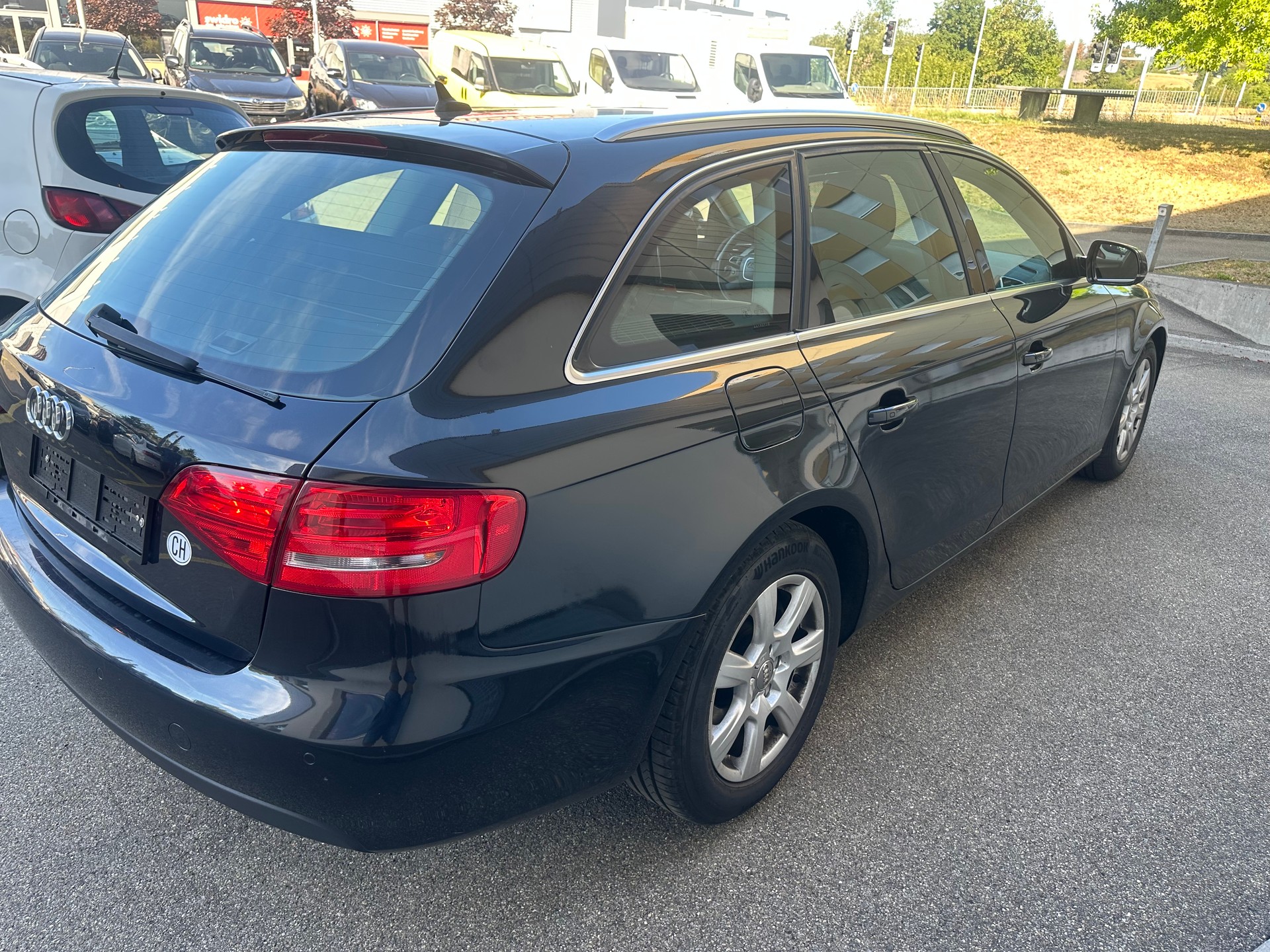 AUDI A4 Avant 2.0 TDIe-image-3