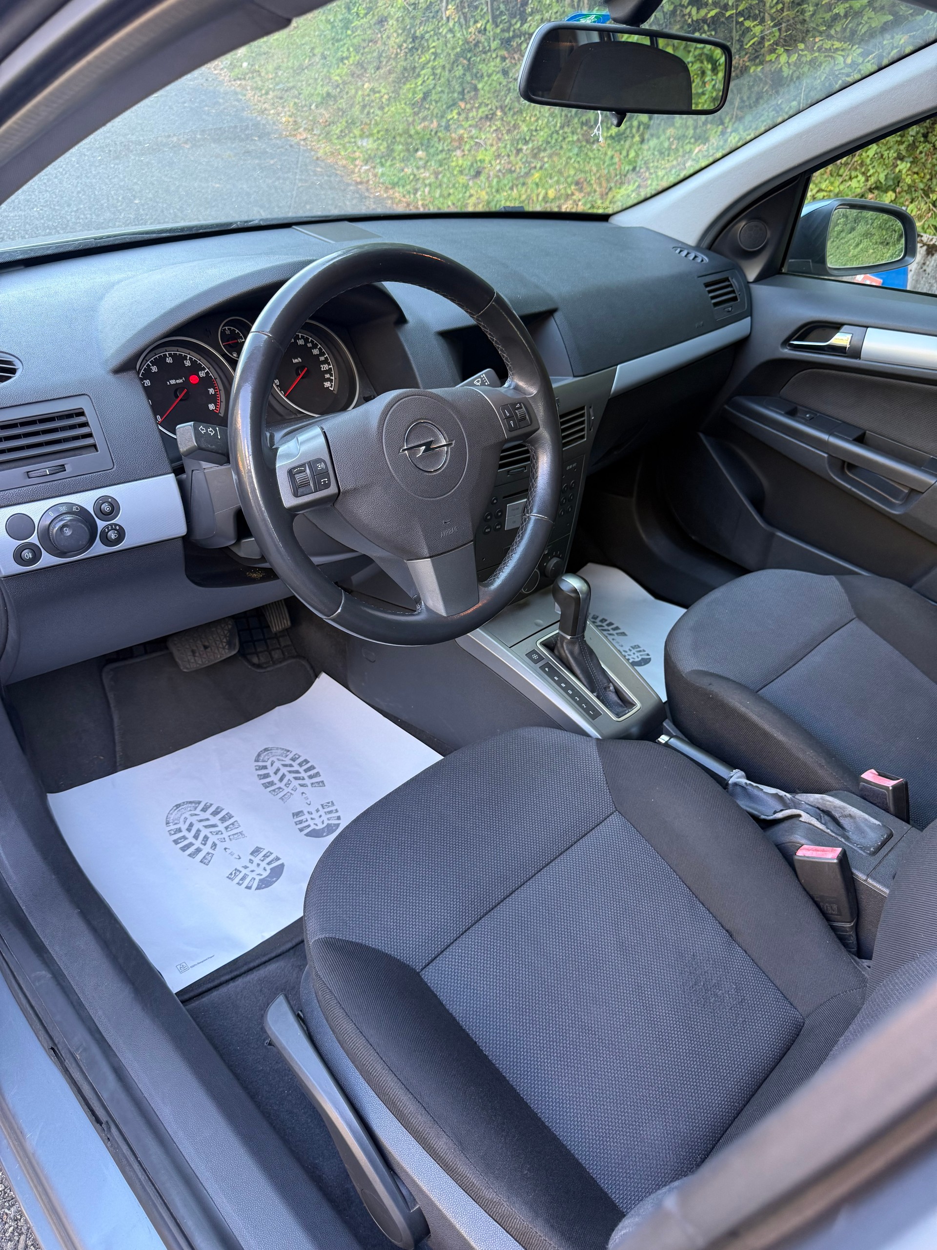 OPEL Astra 1.8i 16V Enjoy-image-7
