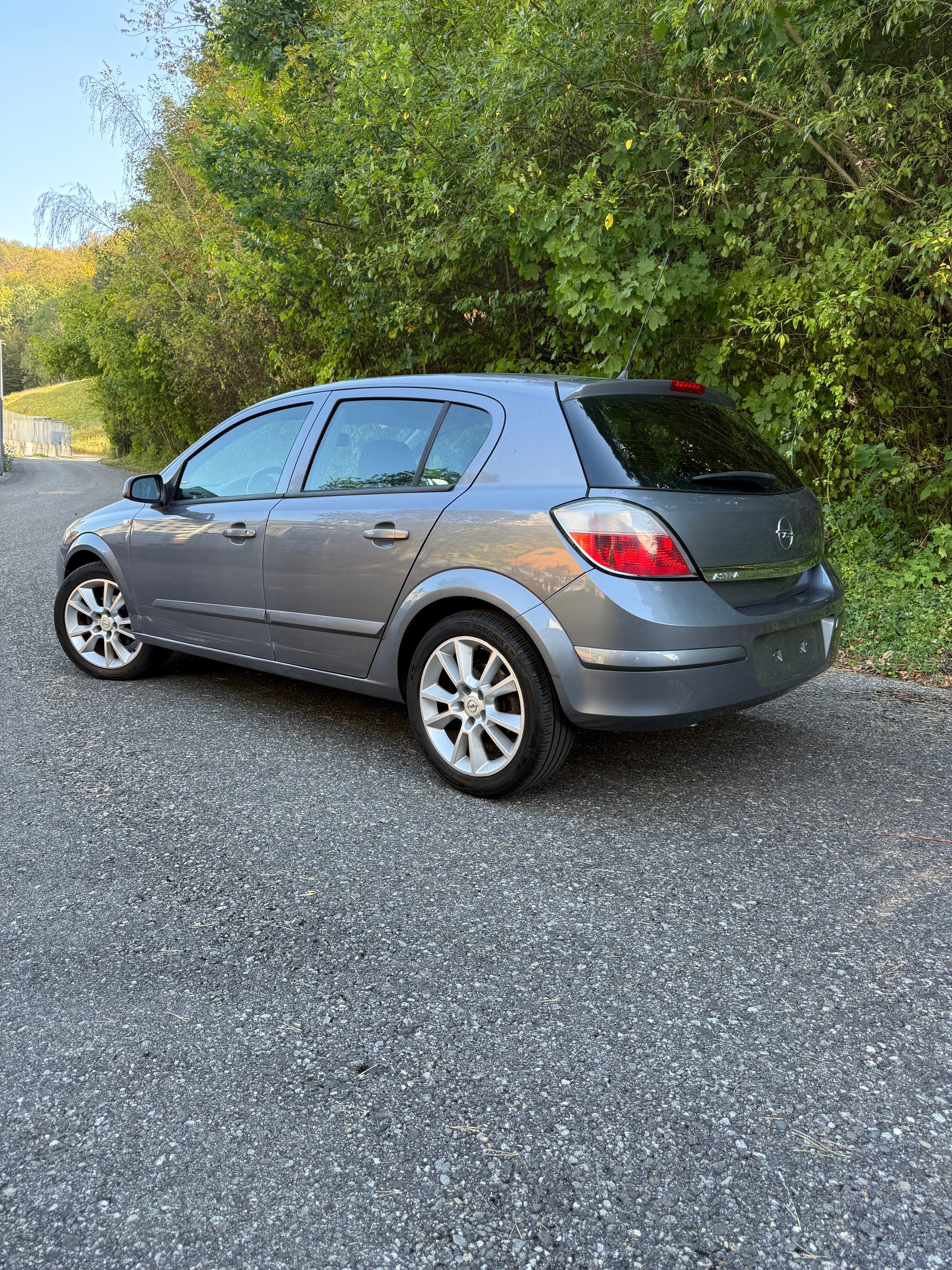 OPEL Astra 1.8i 16V Enjoy-image-2