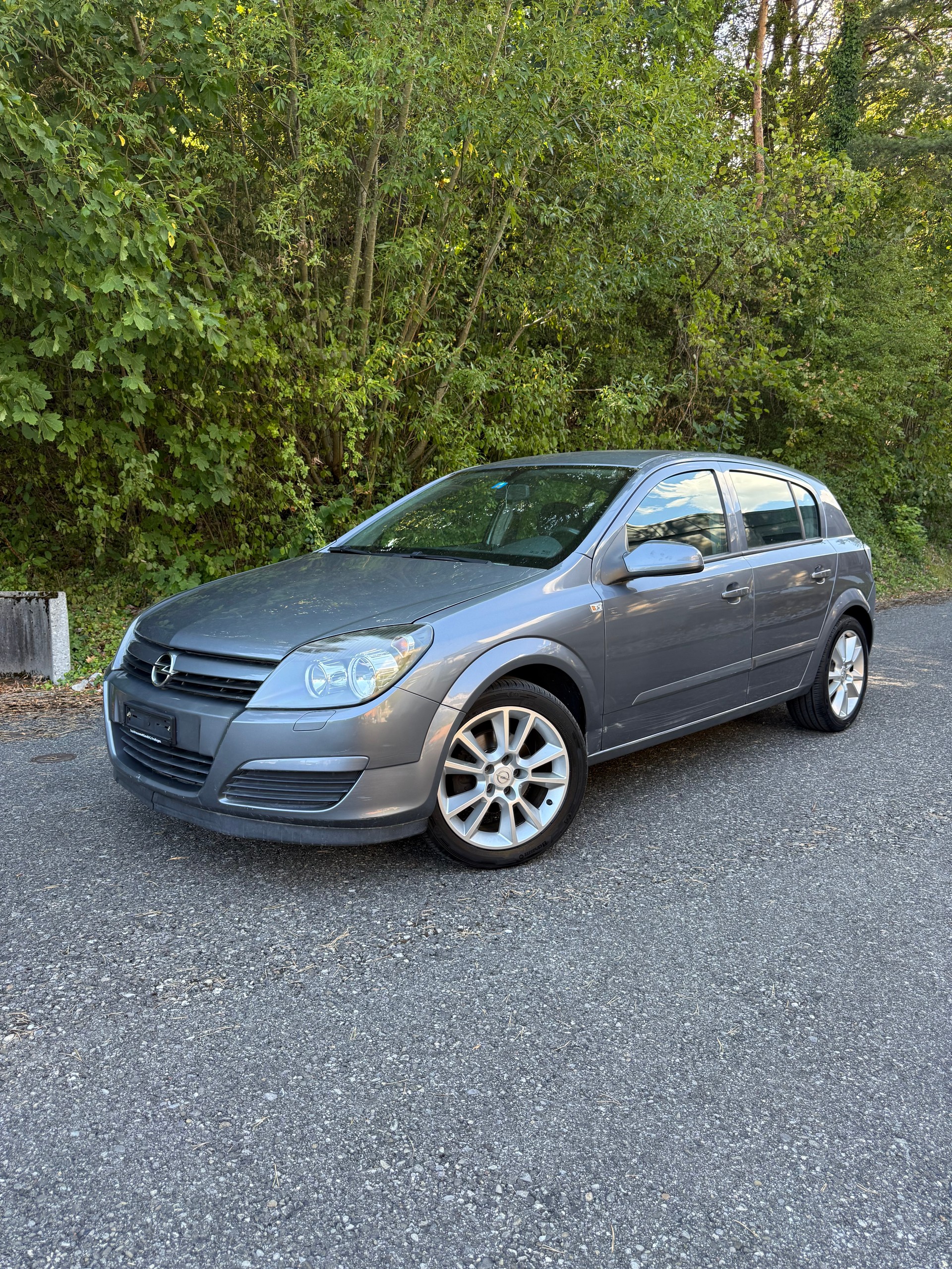 OPEL Astra 1.8i 16V Enjoy-image-0