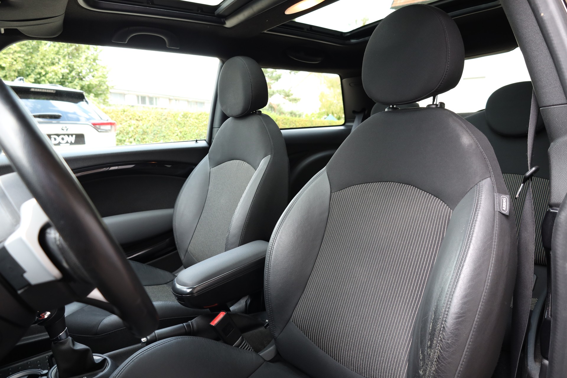 MINI Cooper S Steptronic-image-10