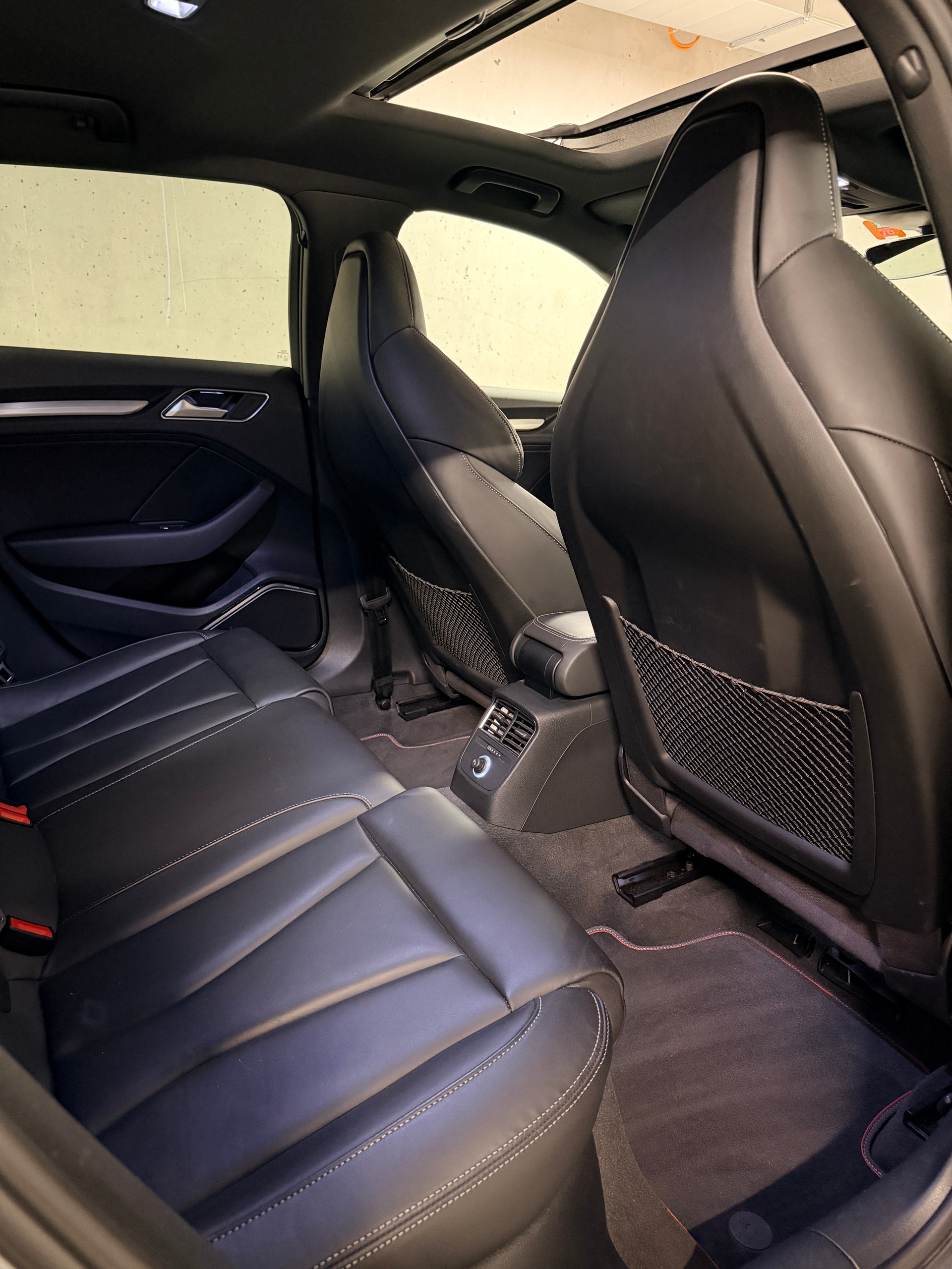AUDI S3 Sportback 2.0 TFSI quattro S-tronic-image-19