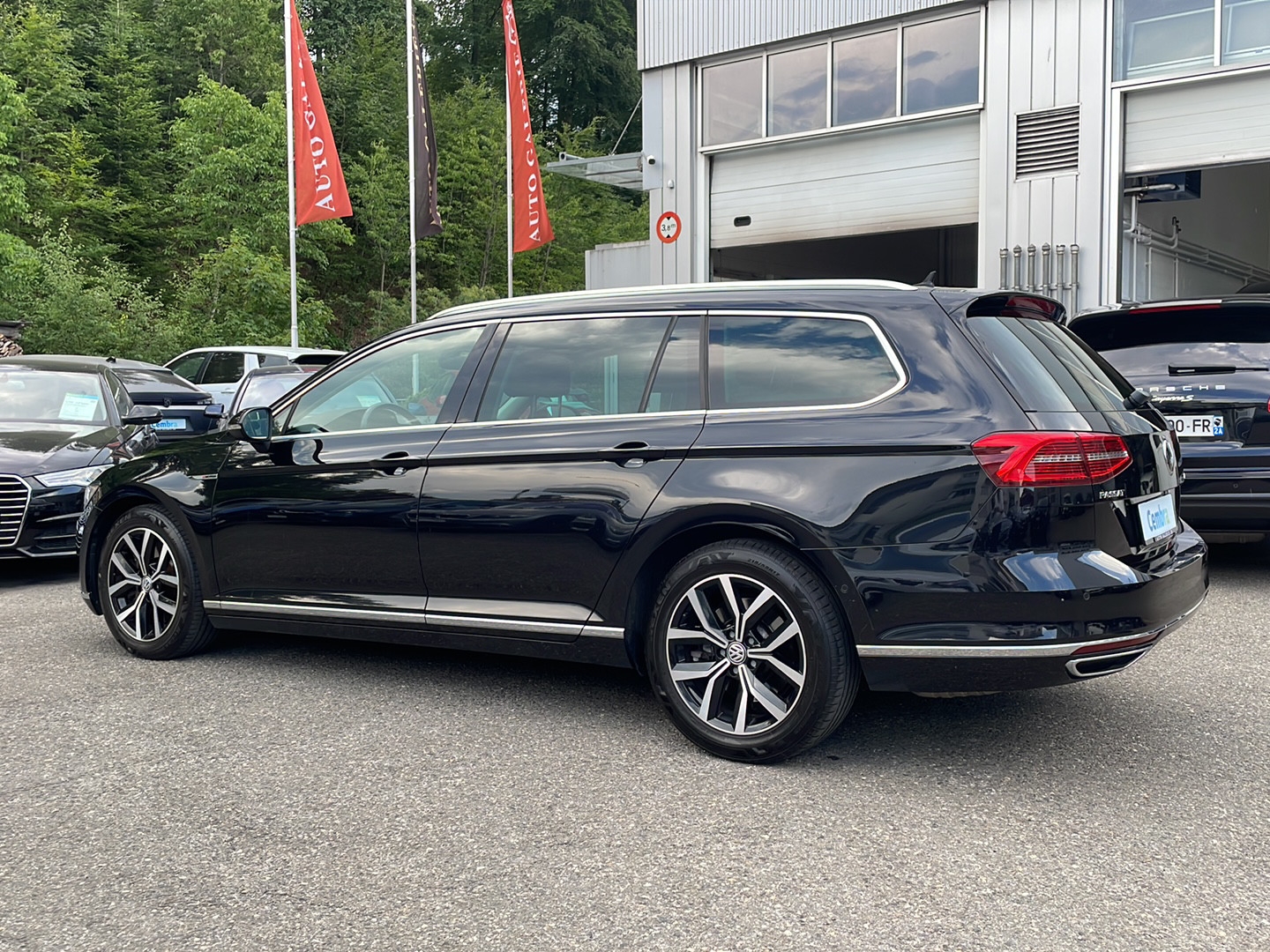 VW Passat Variant 2.0 TDI BMT High. DSG 4Motion-image-2
