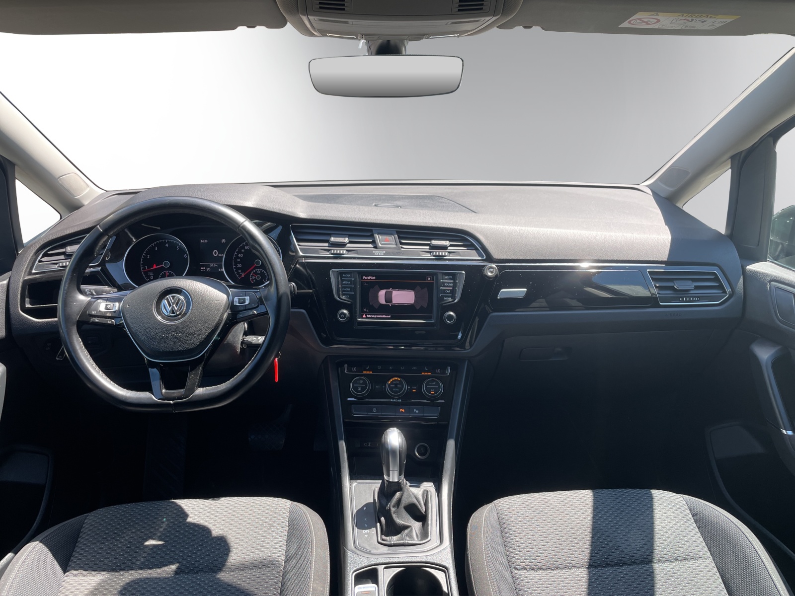 VW Passat Variant 2.0 TDI BMT High. DSG 4Motion-image-11