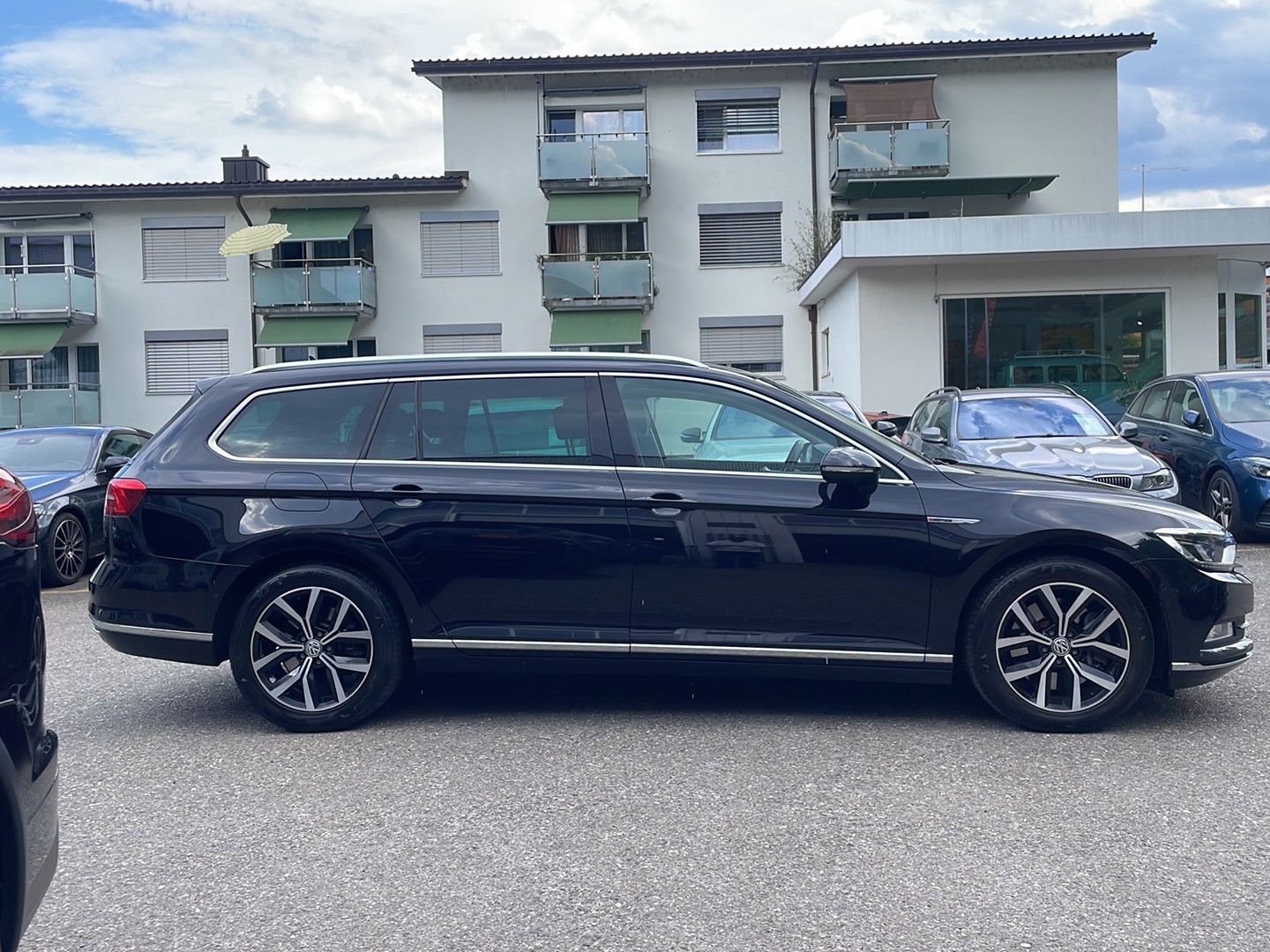 VW Passat Variant 2.0 TDI BMT High. DSG 4Motion-image-5