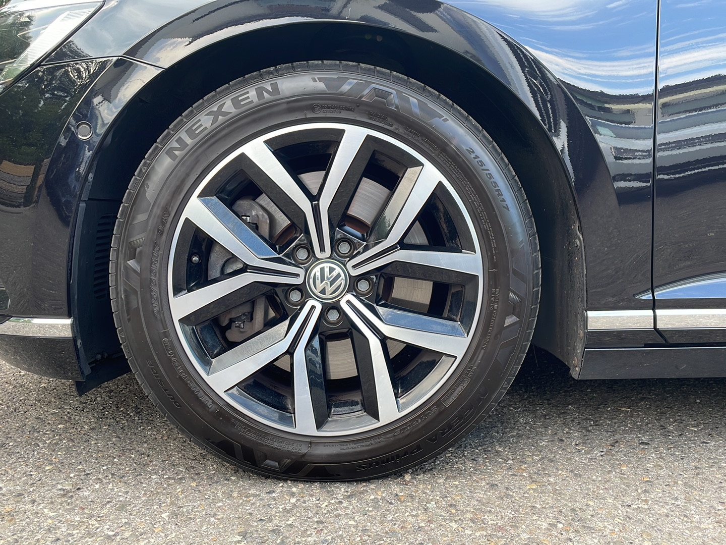 VW Passat Variant 2.0 TDI BMT High. DSG 4Motion-image-8