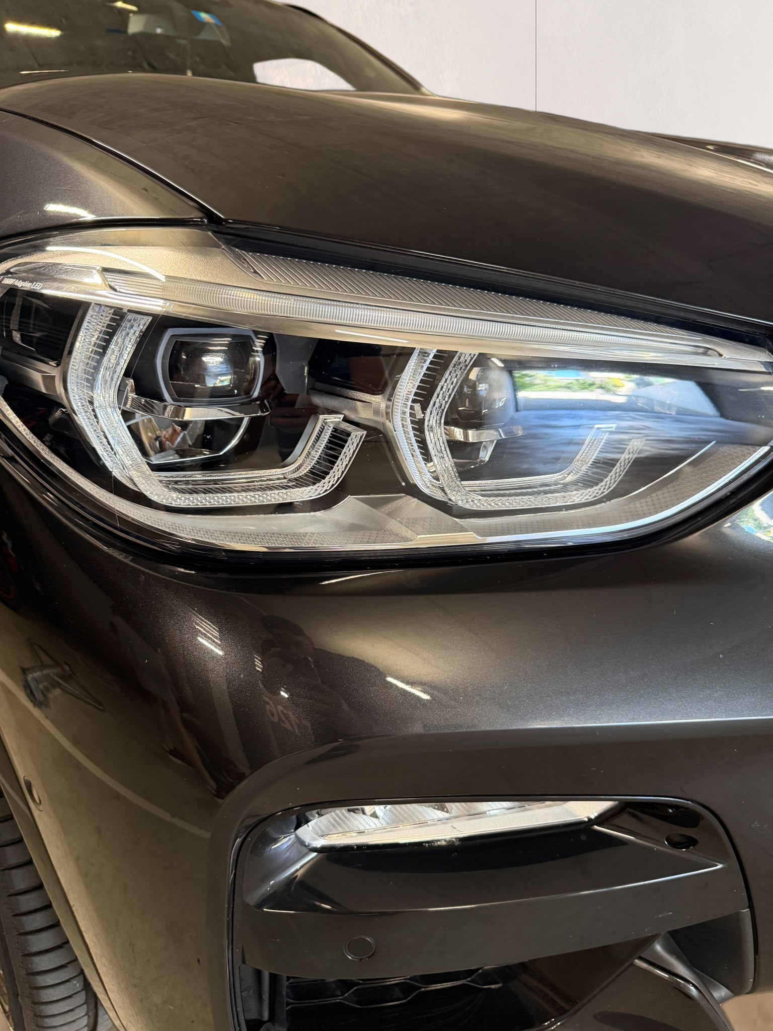 BMW X3 xDrive 20d Individual M Sport Steptronic-image-19