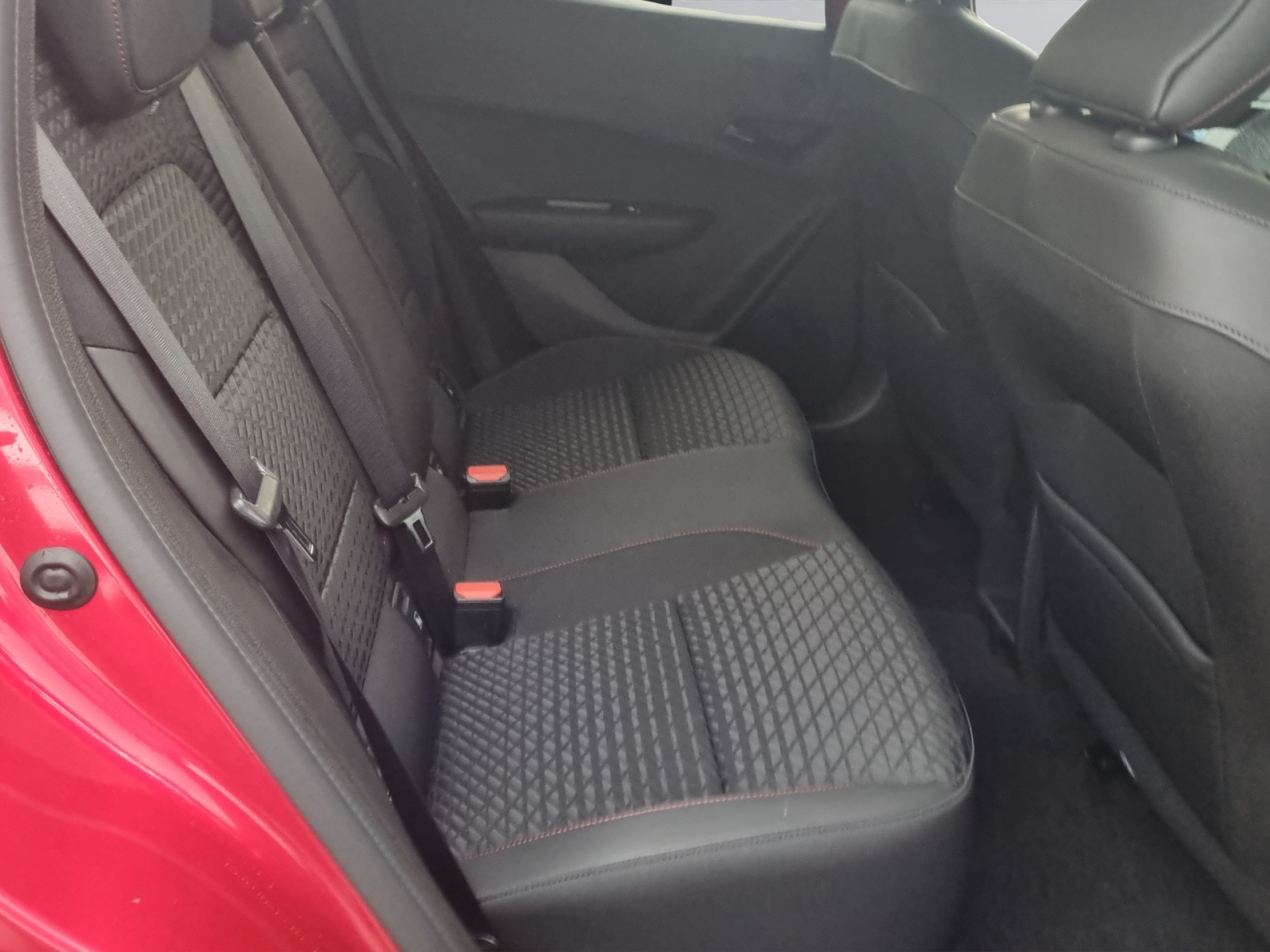 RENAULT CLIO techno full hybrid E-Tech 160-image-12