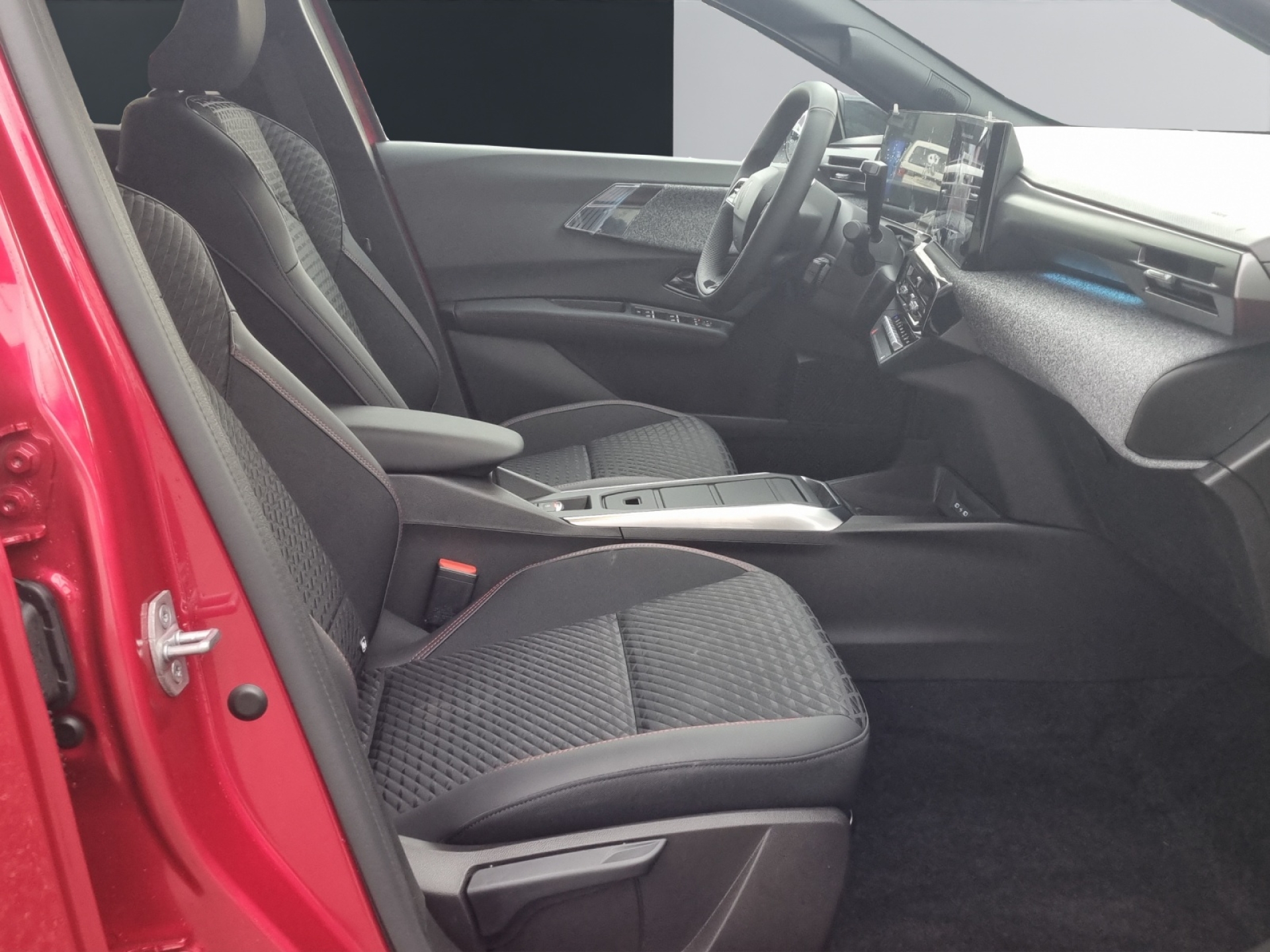 RENAULT CLIO techno full hybrid E-Tech 160-image-11