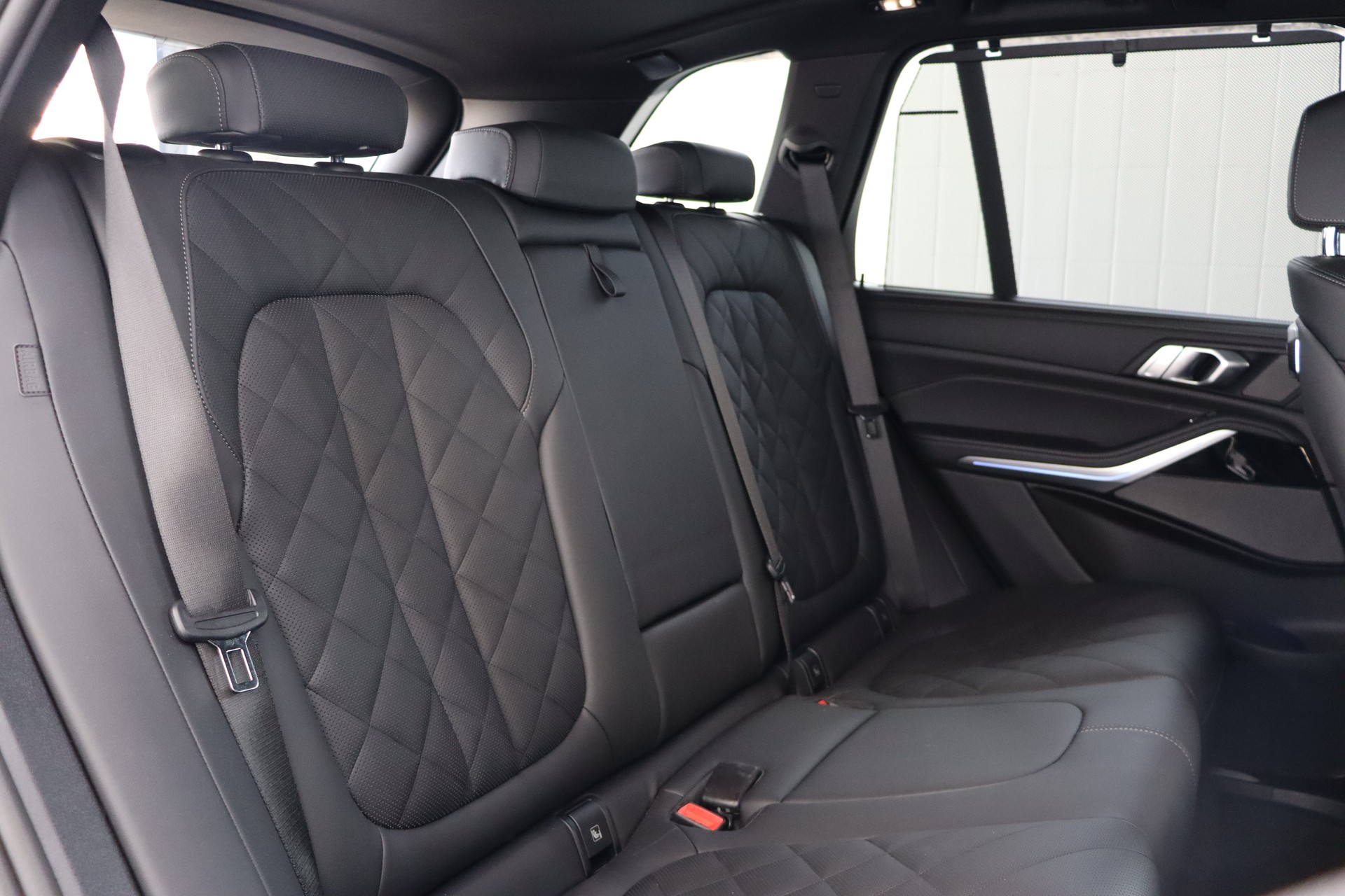 BMW X5 xDrive 48V 40d M Sport Steptronic-image-29