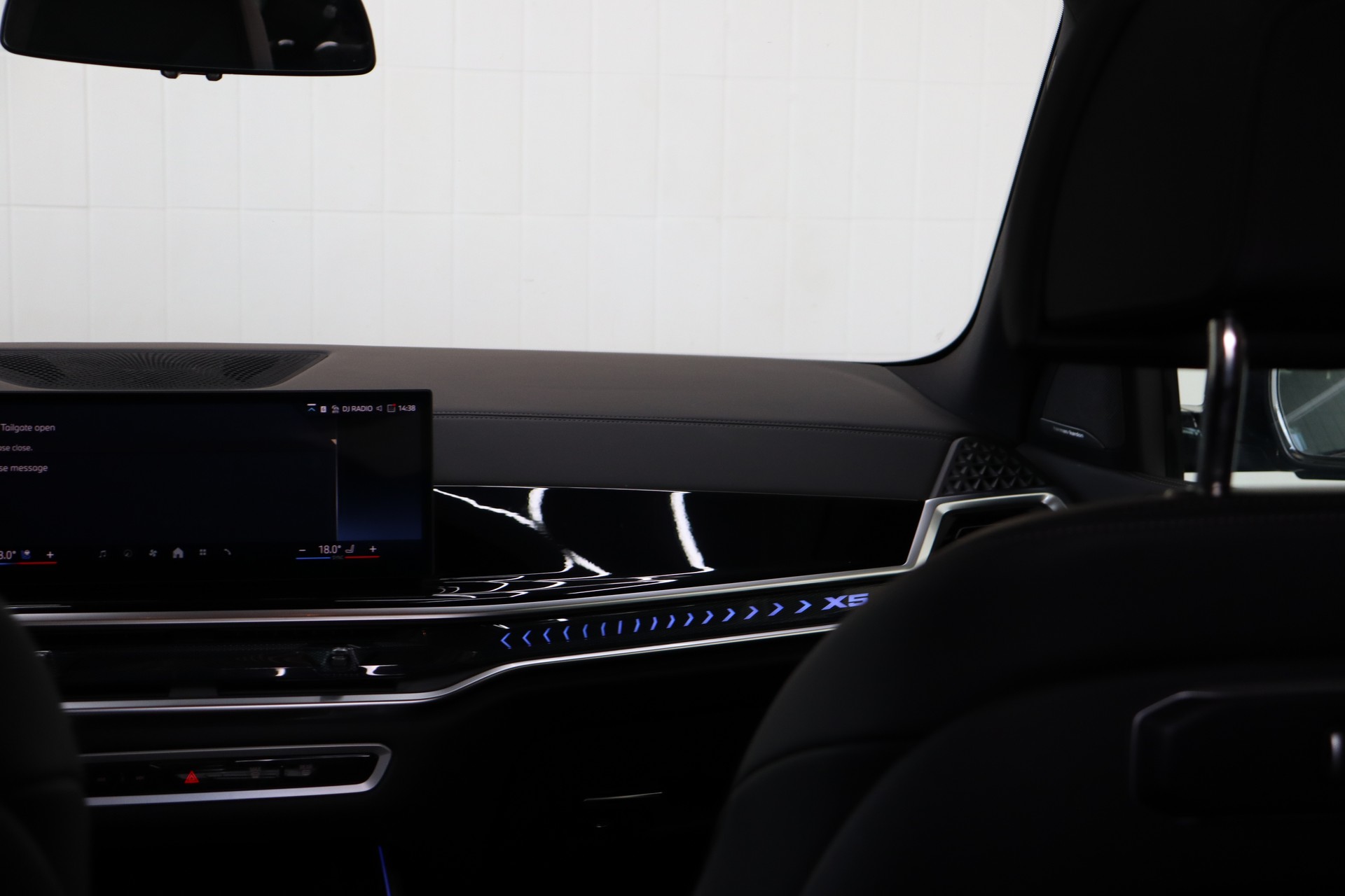 BMW X5 xDrive 48V 40d M Sport Steptronic-image-22