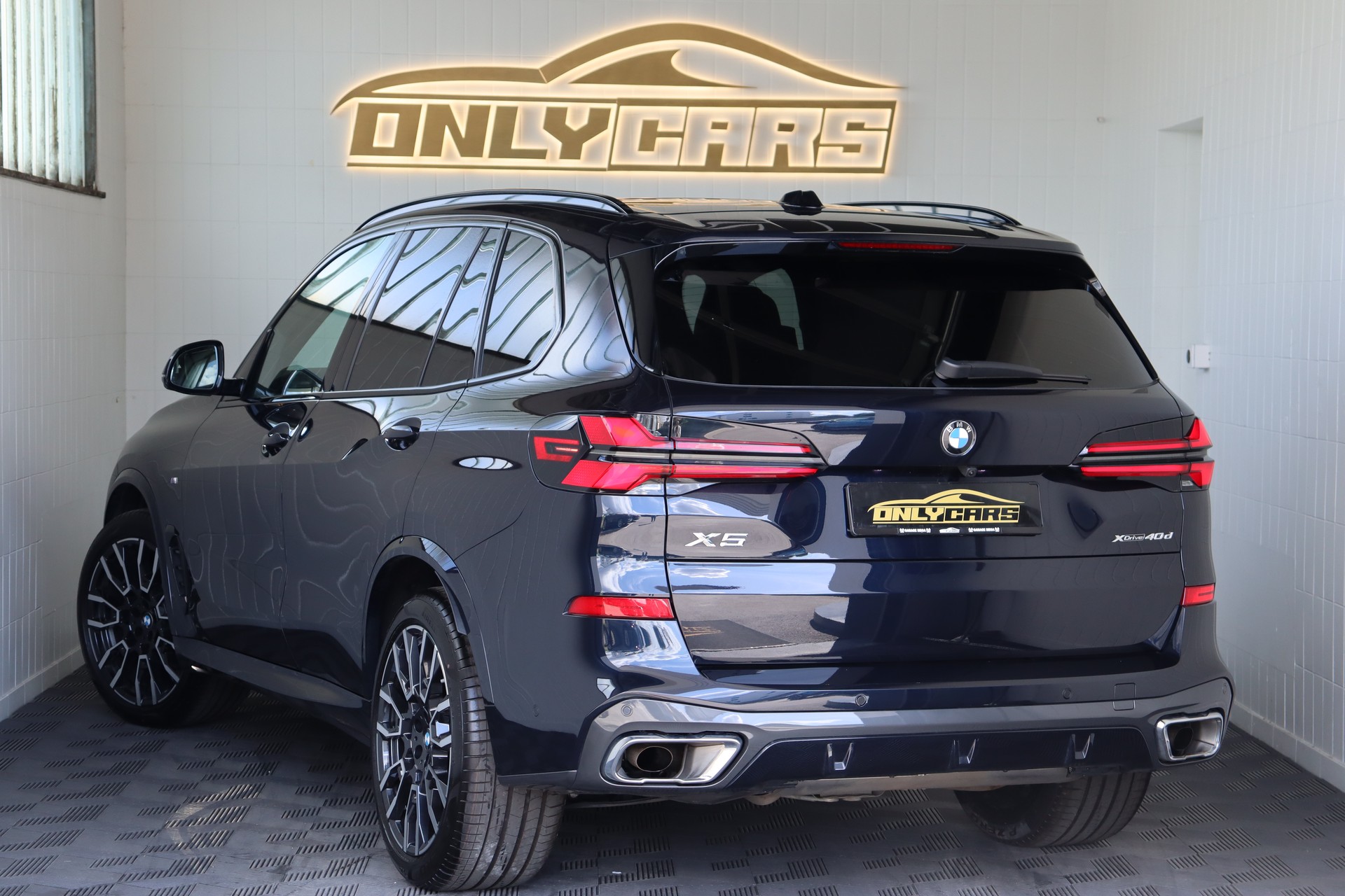 BMW X5 xDrive 48V 40d M Sport Steptronic-image-4