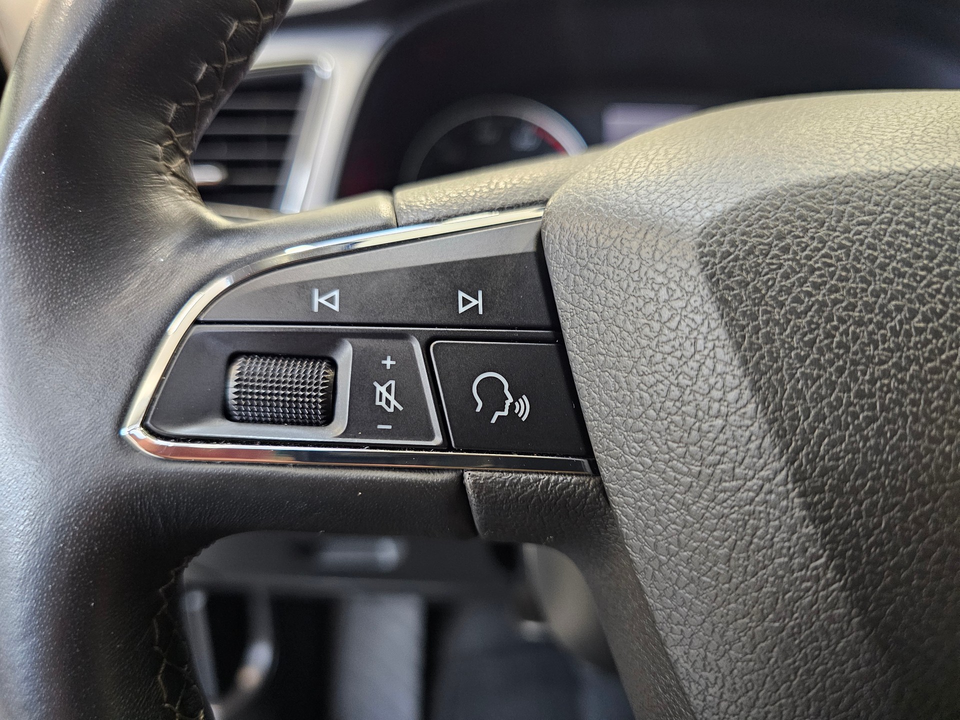SEAT Leon ST 1.0 Ecomotive TSI Style DSG-image-12