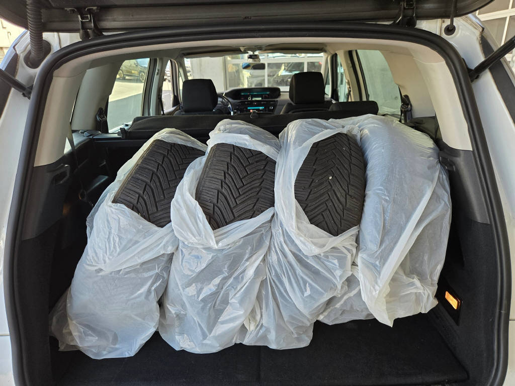 CITROEN C4 Grand Picasso 1.6 BlueHDi 120 Shine-image-15