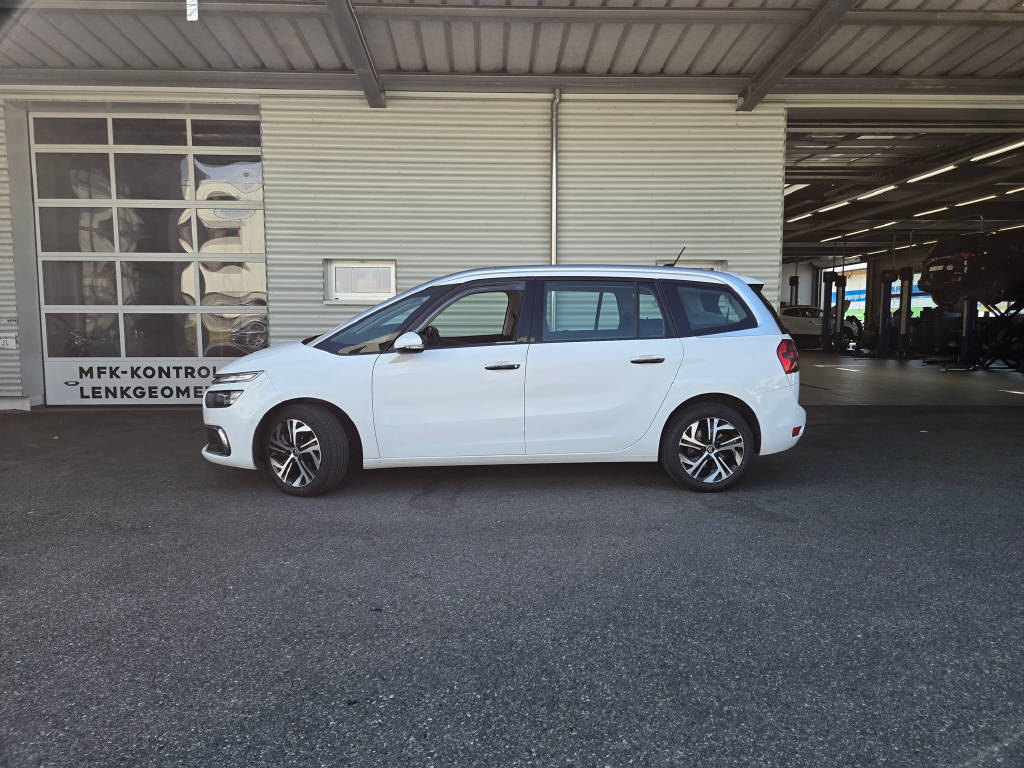 CITROEN C4 Grand Picasso 1.6 BlueHDi 120 Shine-image-2