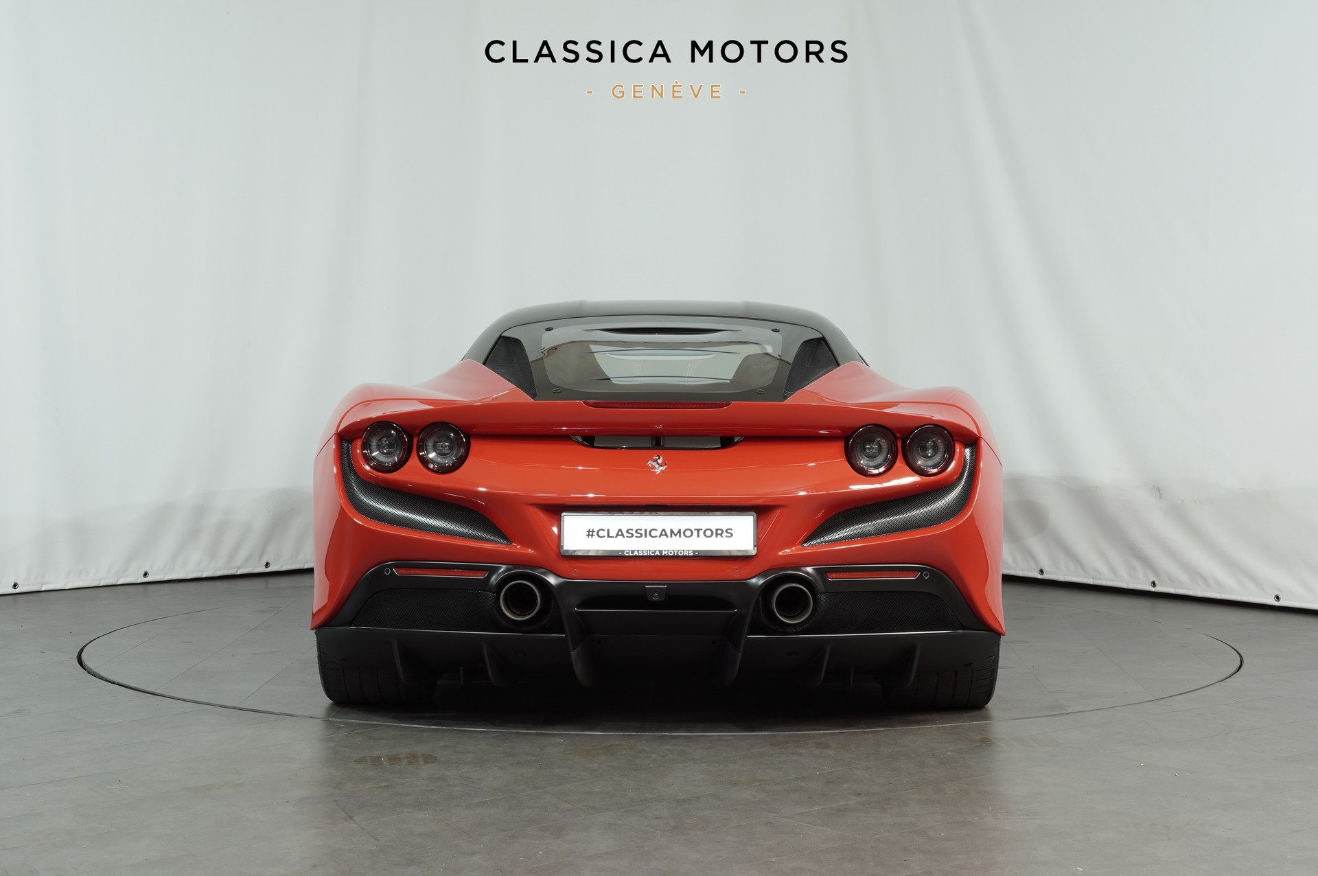 FERRARI F8 Tributo-image-4