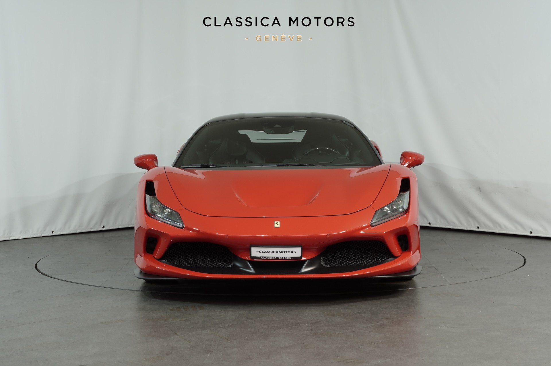 FERRARI F8 Tributo-image-8