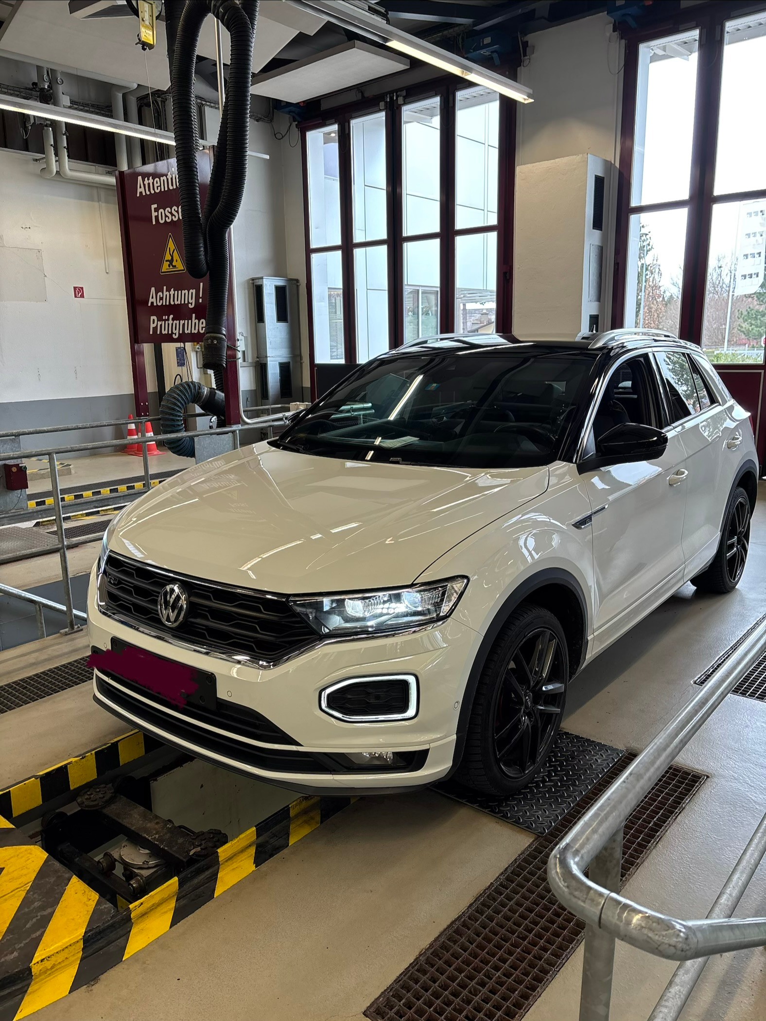 VW 2.0 TSI Advance DSG 4motion-image-0
