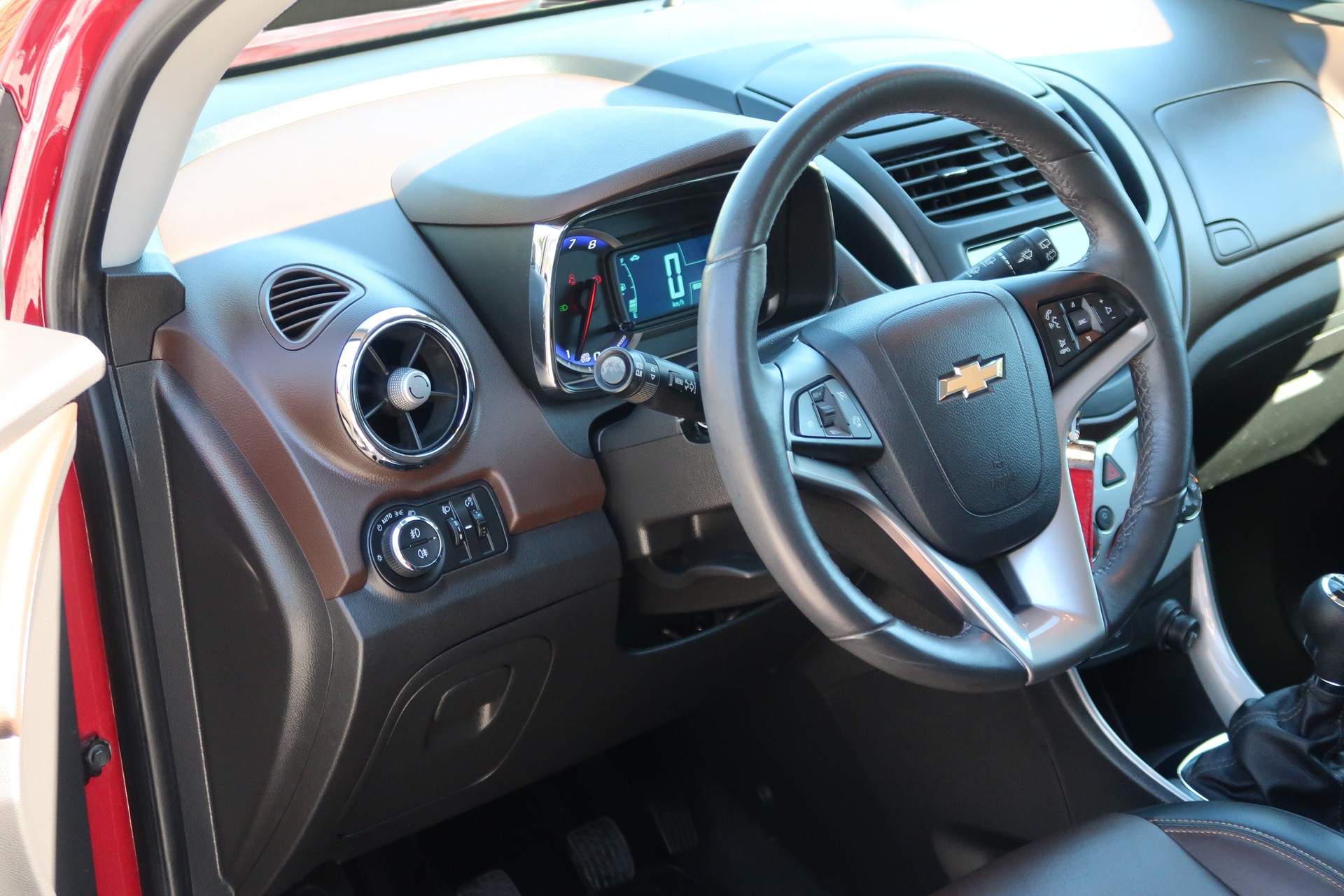 CHEVROLET Trax 1.4 T LTZ 4WD-image-8