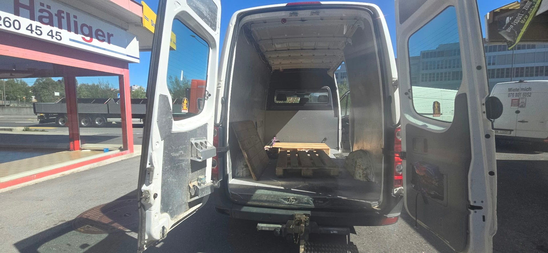 VW Crafter 35L 2.0 TDI CR-image-4