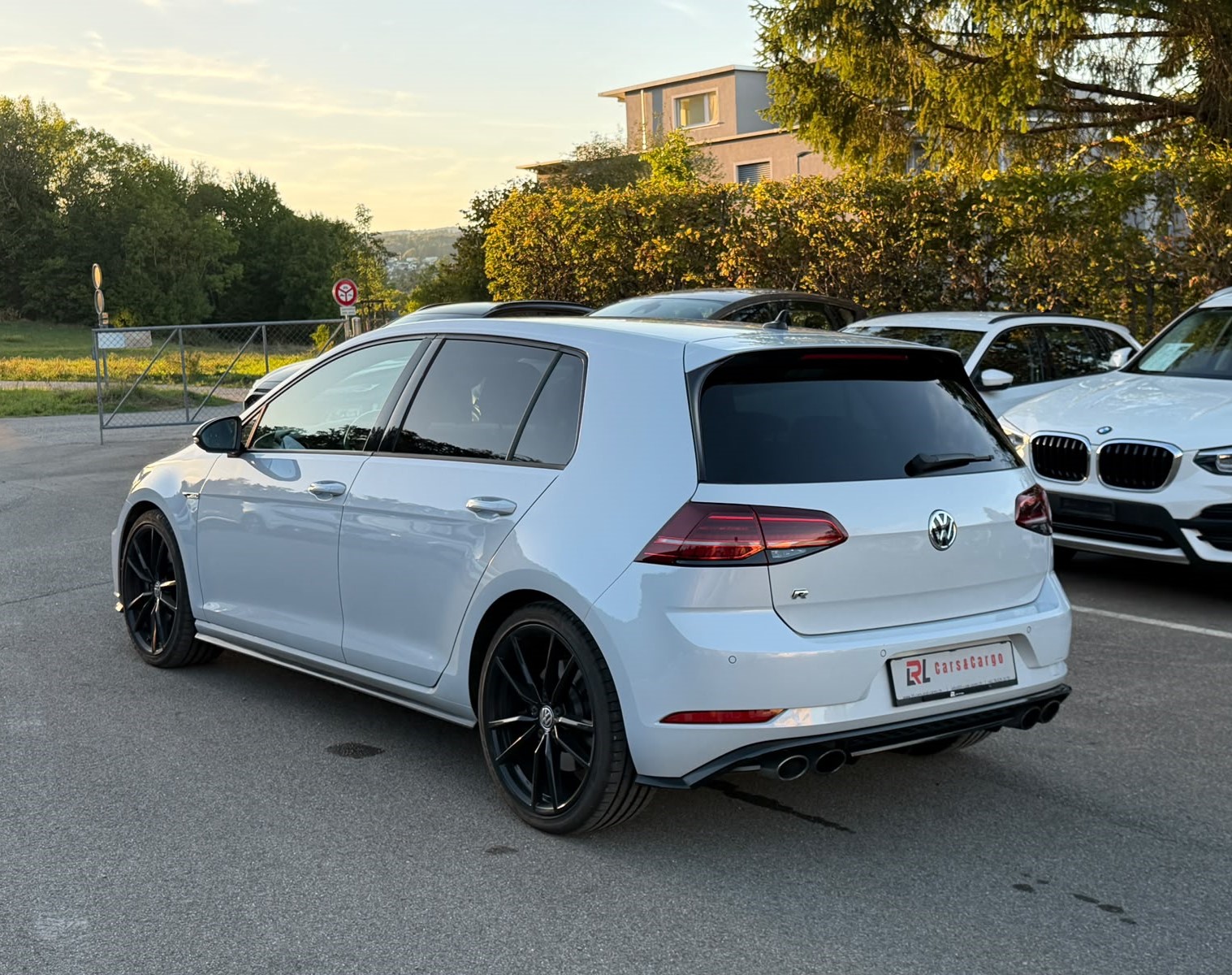 VW Golf 2.0 TSI R 4Motion DSG-image-6