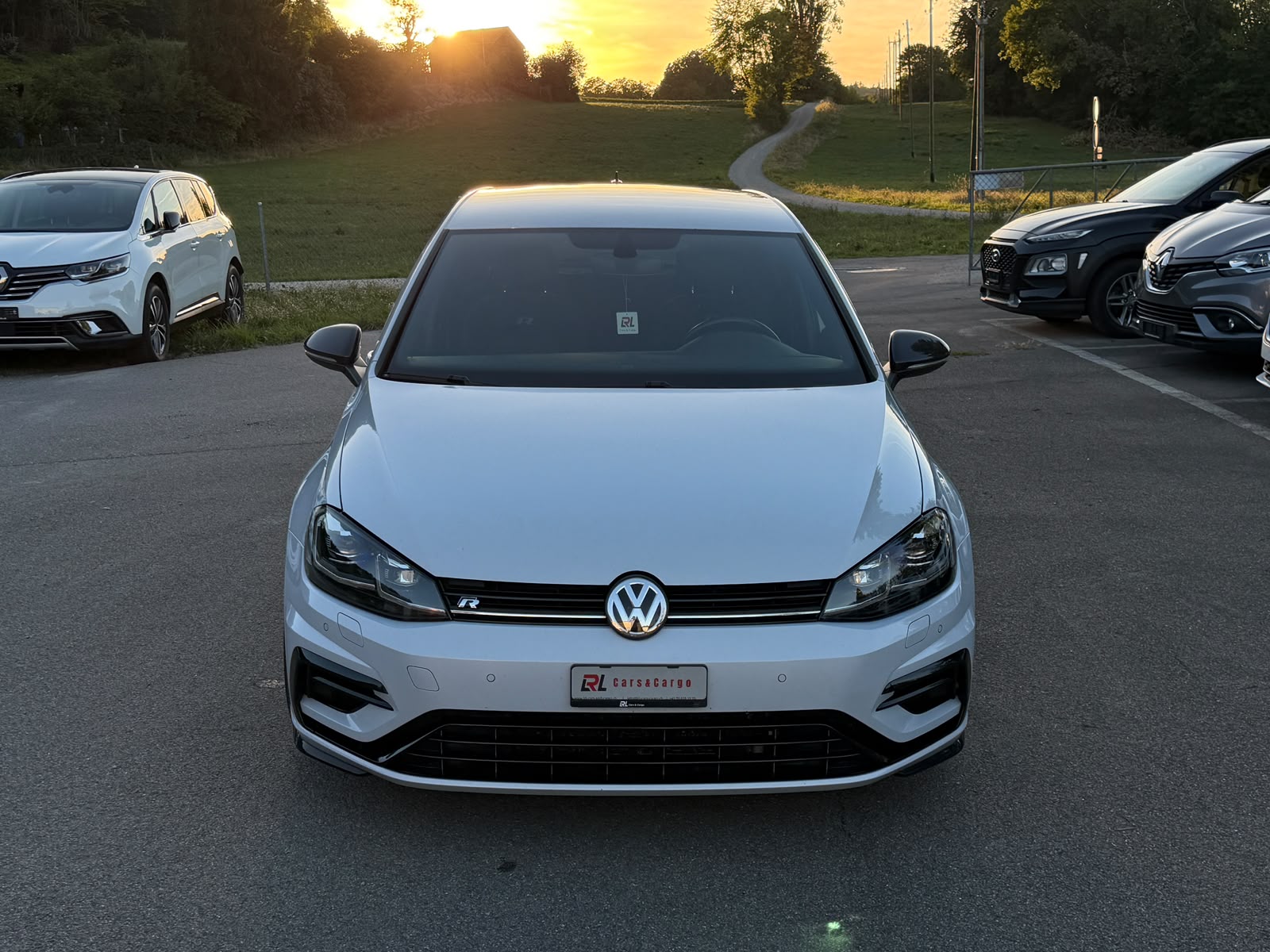 VW Golf 2.0 TSI R 4Motion DSG-image-1