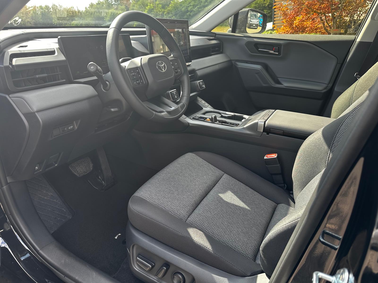 TOYOTA RAV4 2.5 HEV Trend-image-7