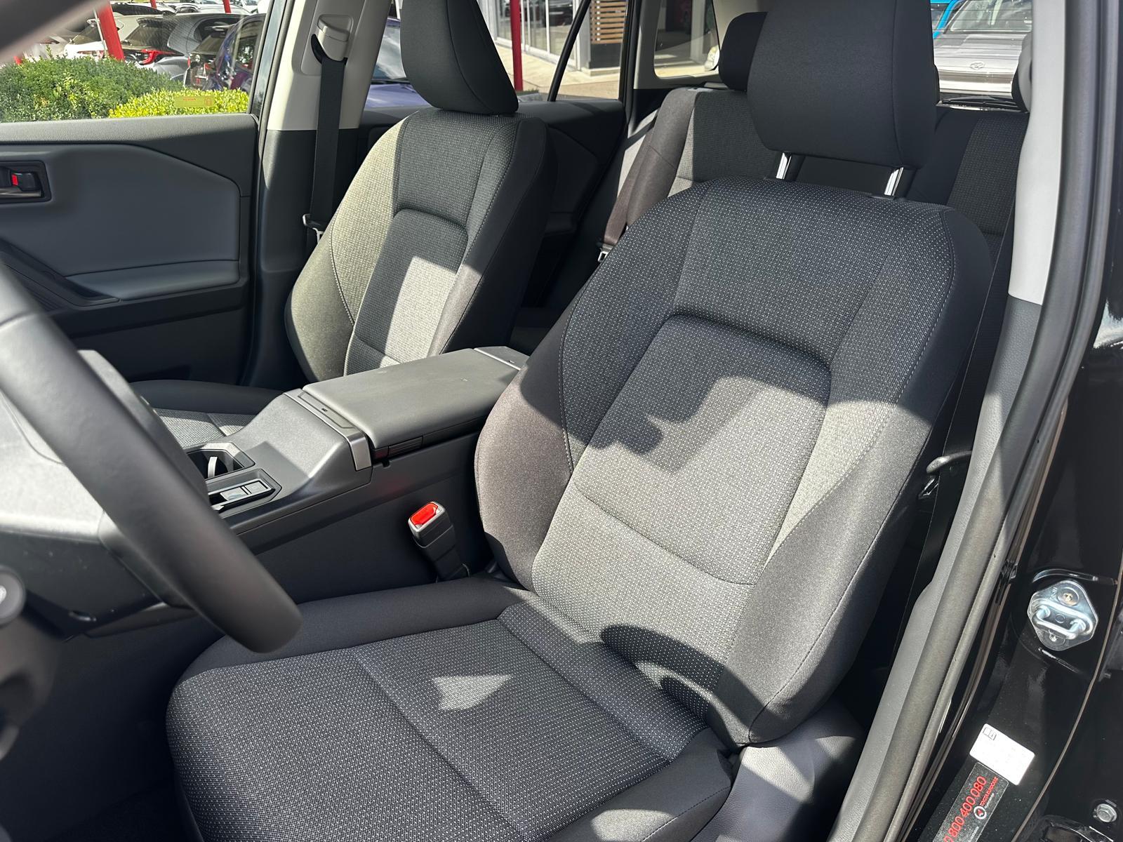 TOYOTA RAV4 2.5 HEV Trend-image-9