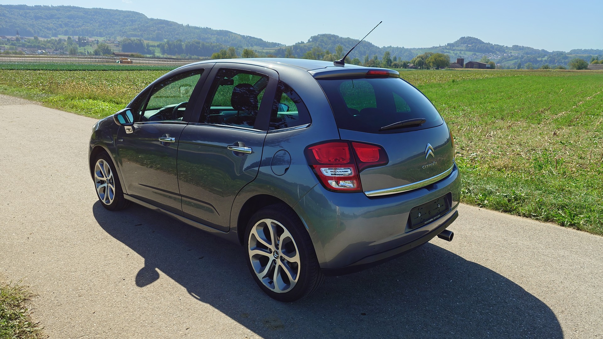 CITROEN C3 1.6i 16V Exclusive-image-2